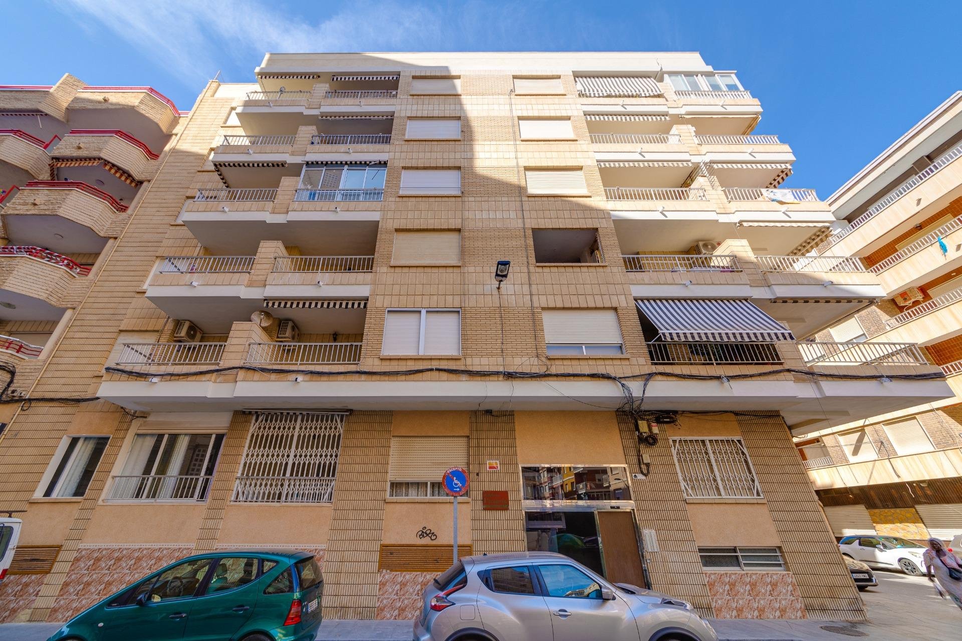 Segunda mano - Apartamento -
Torrevieja - Playa del Cura
