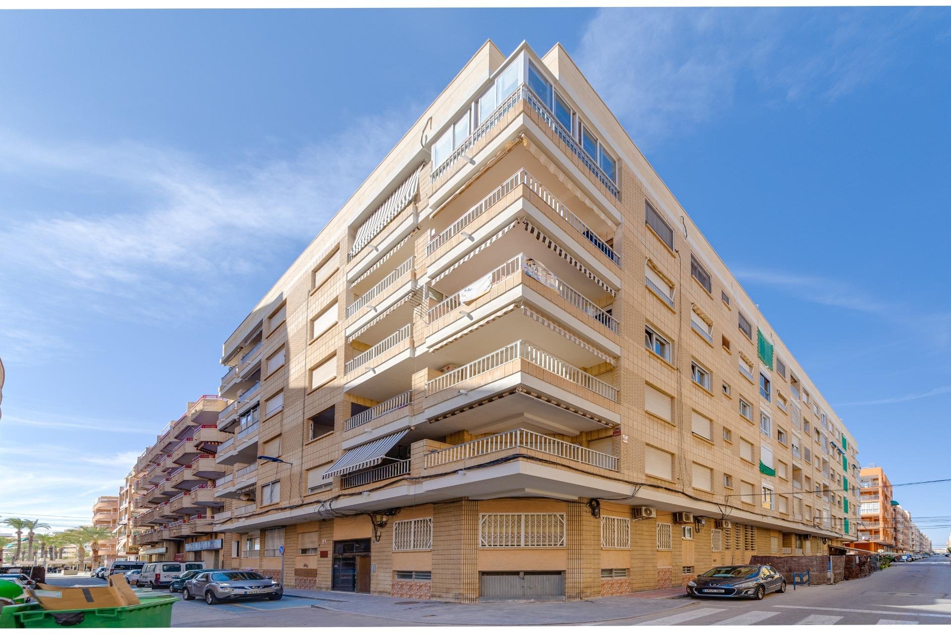 Segunda mano - Apartamento -
Torrevieja - Playa del Cura