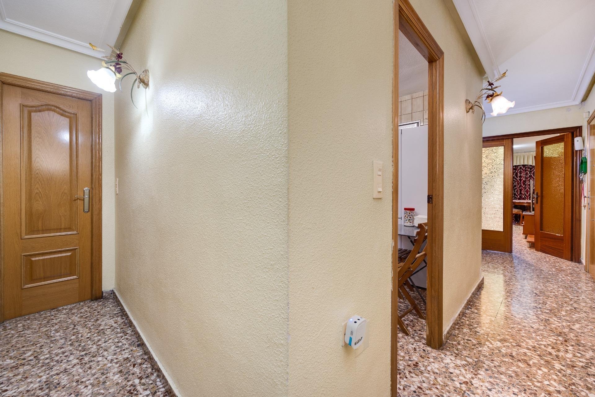 Segunda mano - Apartamento -
Torrevieja - Playa del Cura