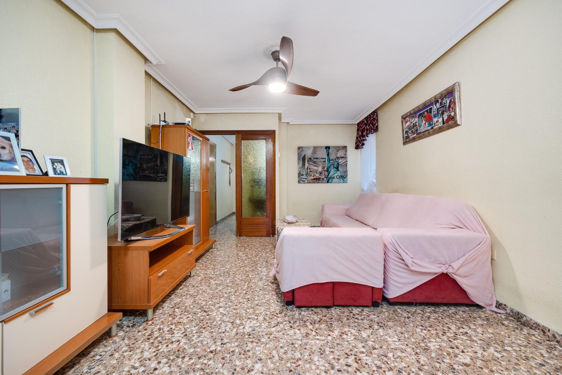 Segunda mano - Apartamento -
Torrevieja - Playa del Cura