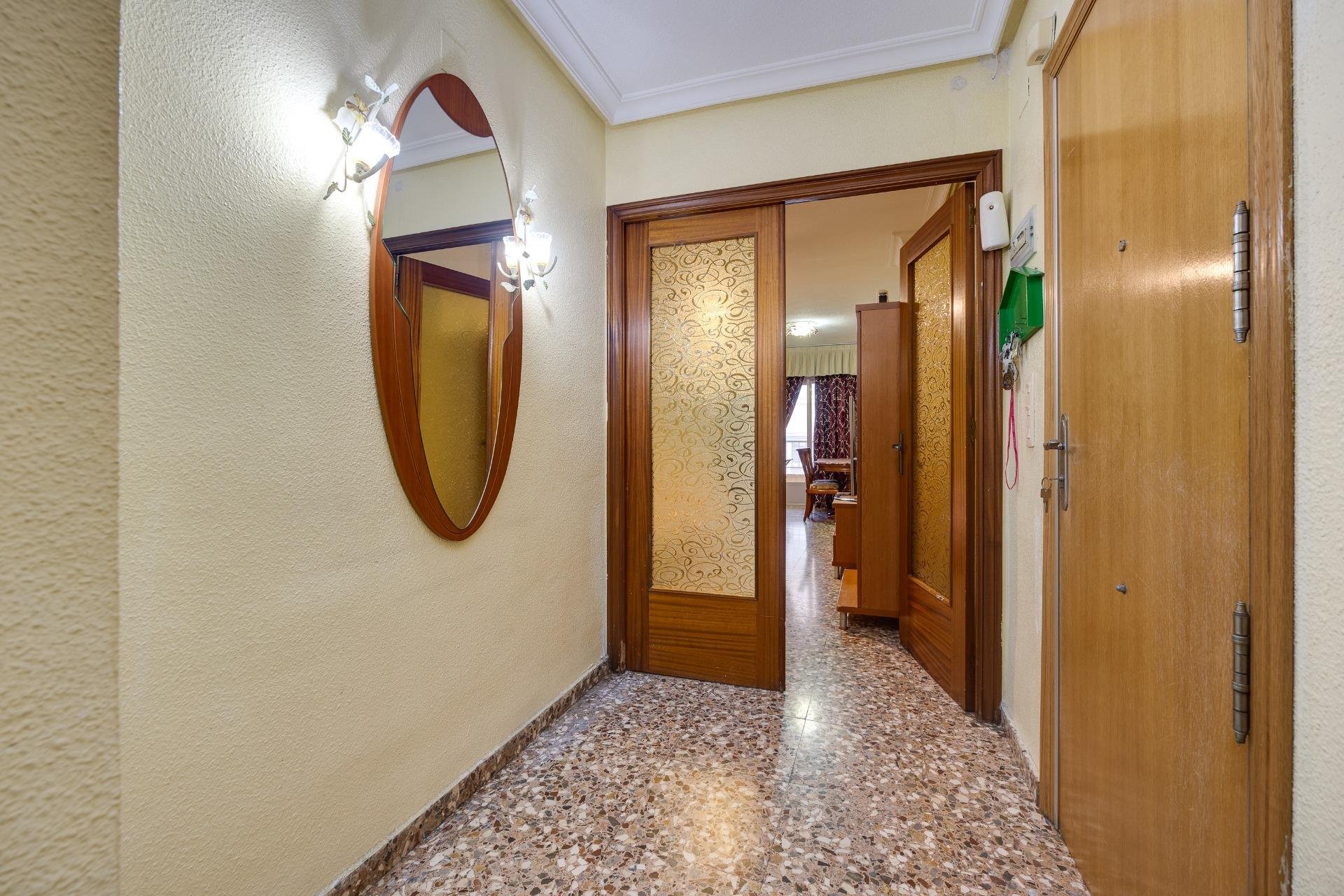Segunda mano - Apartamento -
Torrevieja - Playa del Cura