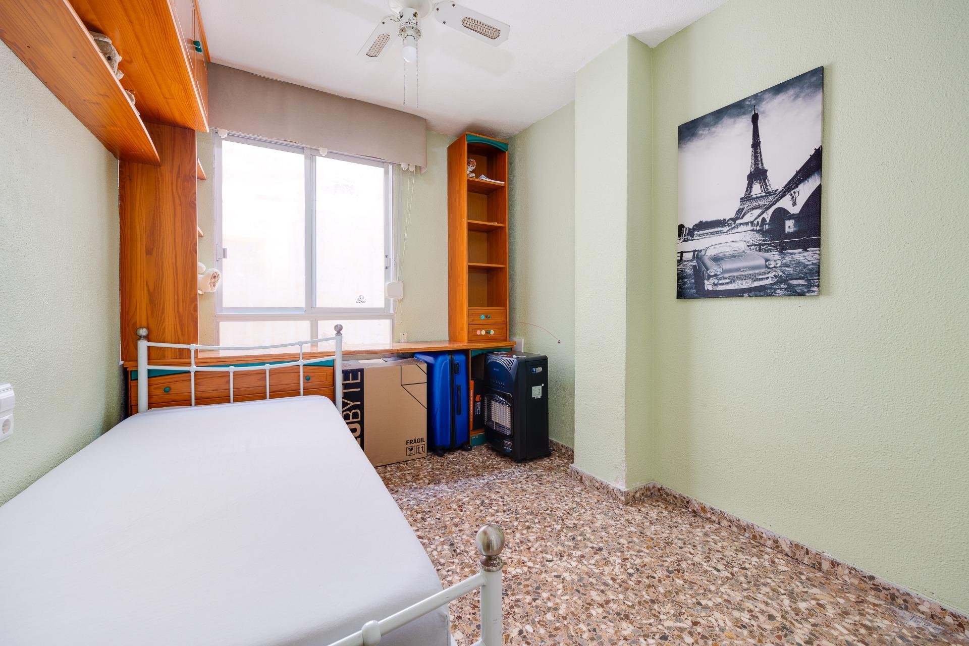 Segunda mano - Apartamento -
Torrevieja - Playa del Cura