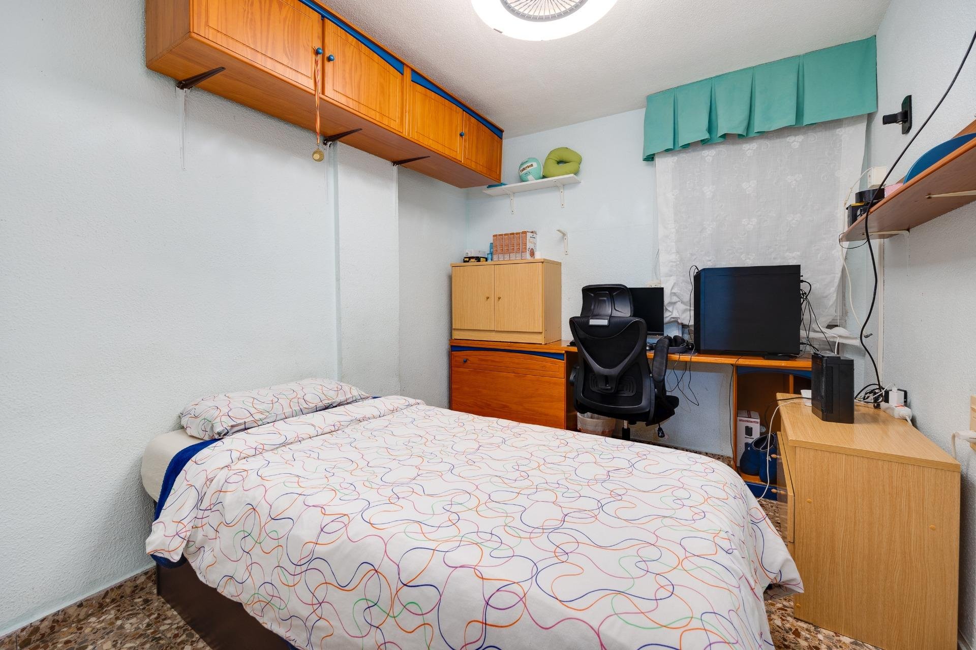 Segunda mano - Apartamento -
Torrevieja - Playa del Cura