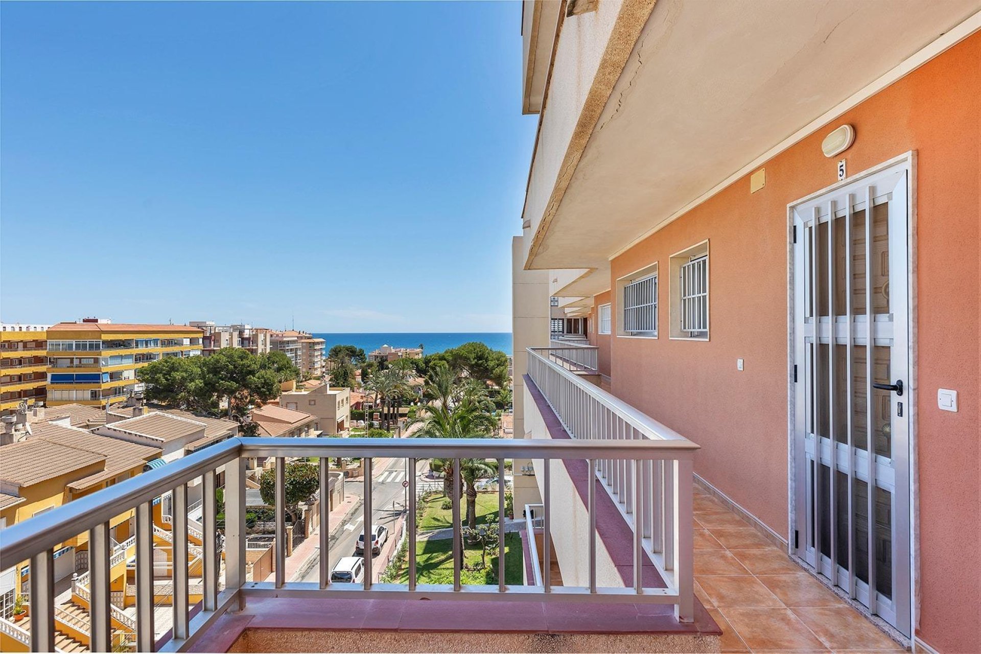 Segunda mano - Apartamento -
Torrevieja - Punta prima