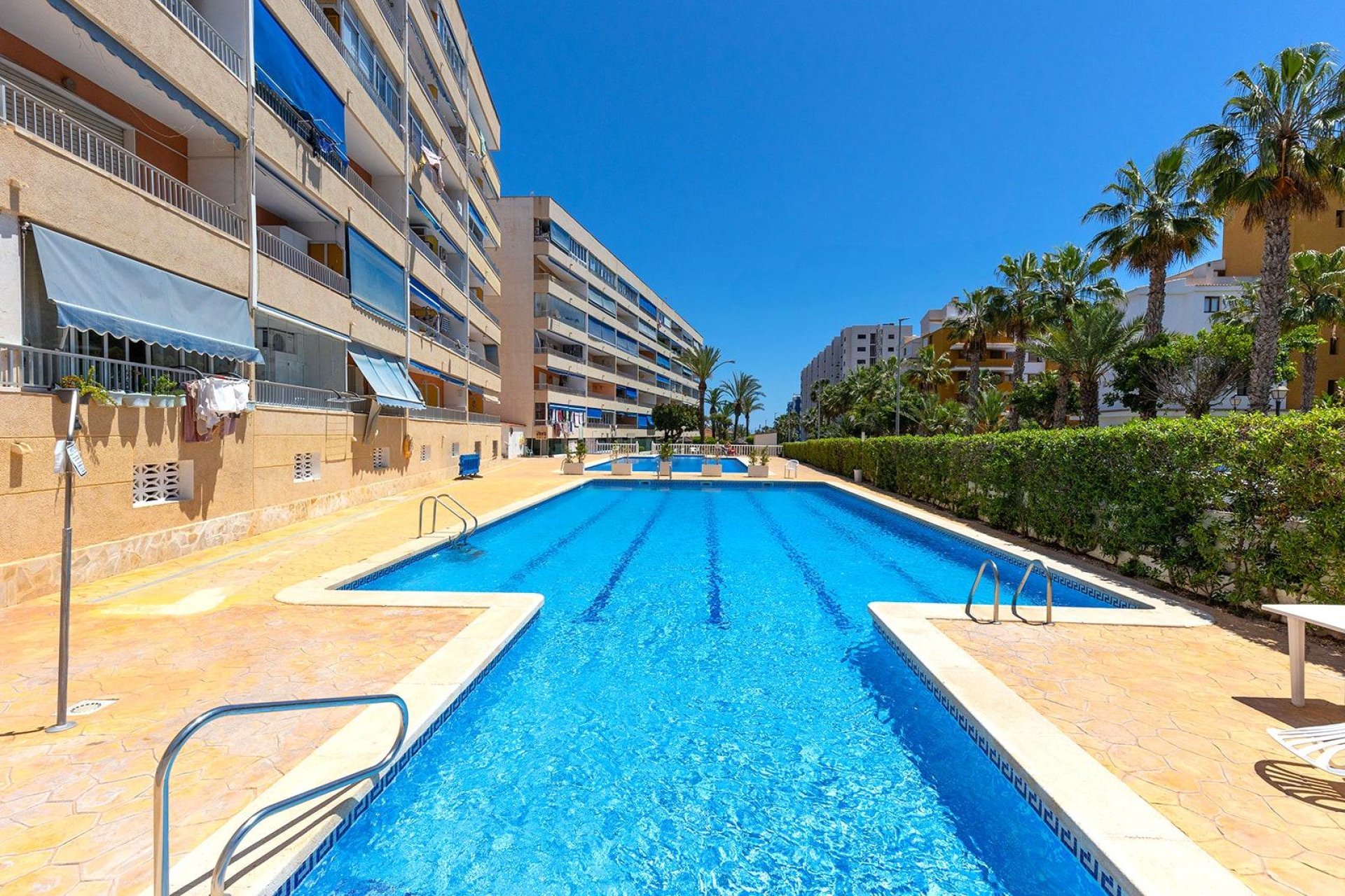 Segunda mano - Apartamento -
Torrevieja - Punta prima
