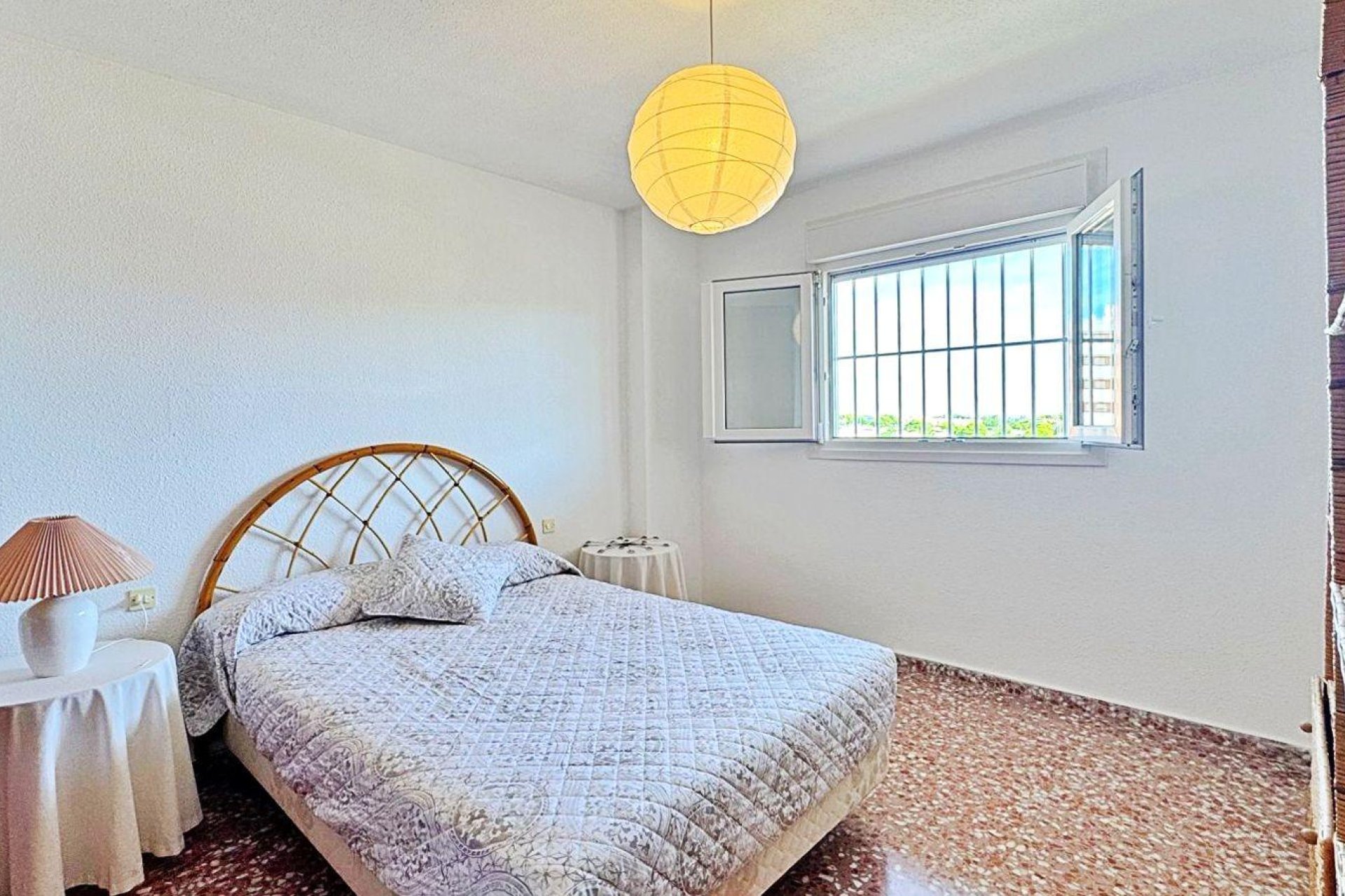 Segunda mano - Apartamento -
Torrevieja - Punta prima