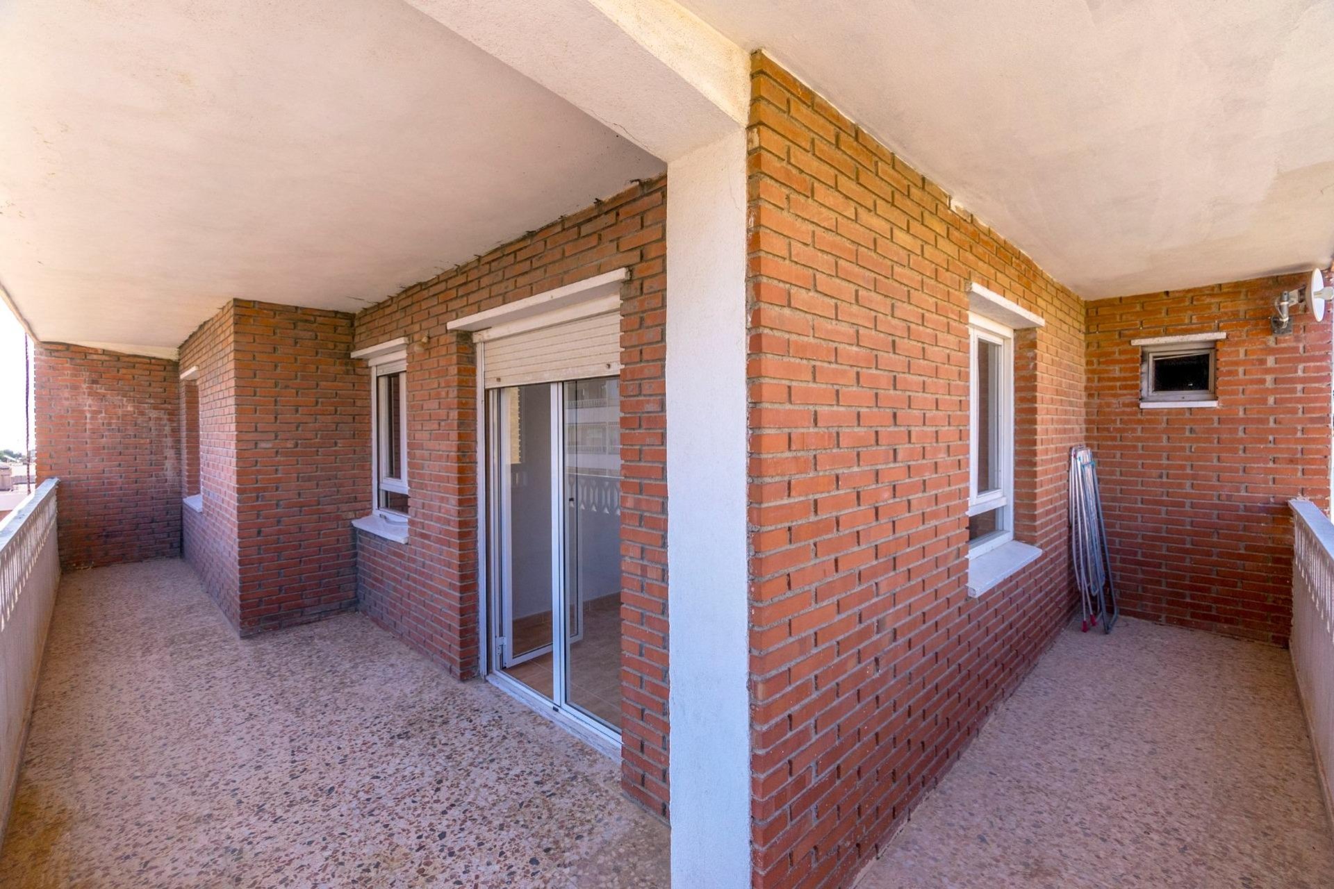 Segunda mano - Apartamento -
Torrevieja - Punta prima