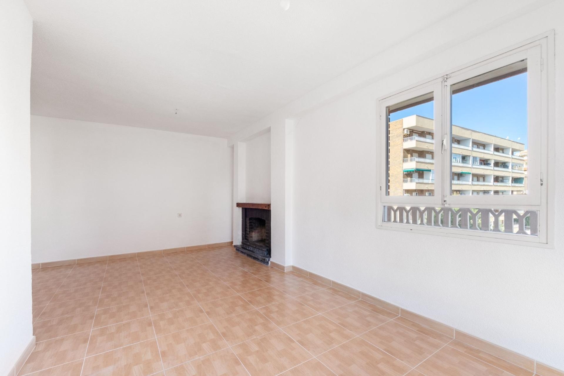 Segunda mano - Apartamento -
Torrevieja - Punta prima
