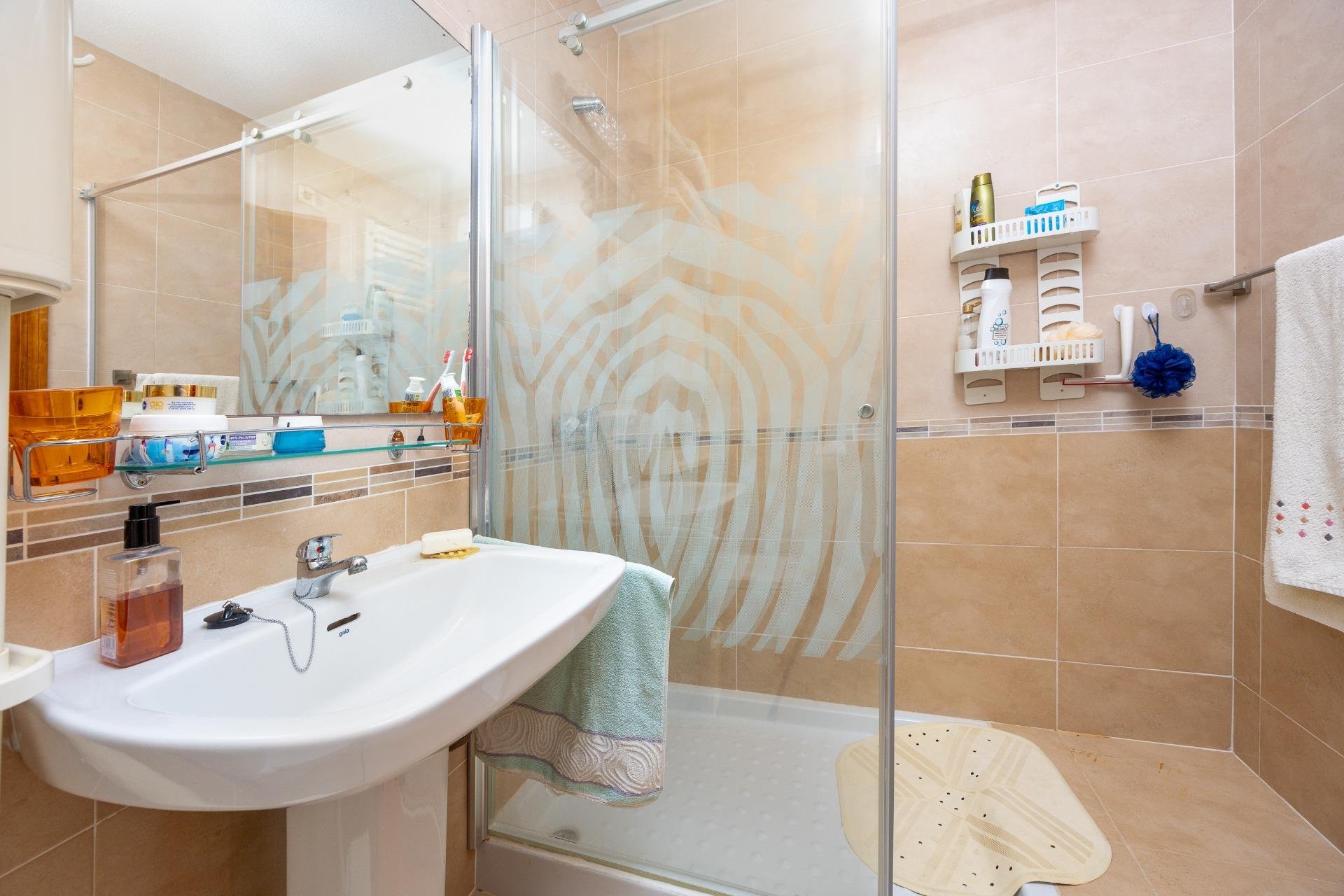 Segunda mano - Apartamento -
Torrevieja - Sector 25