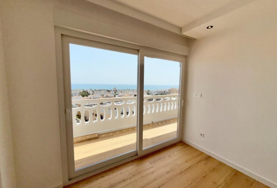 Segunda mano - Apartamento -
Torrevieja - Torreblanca