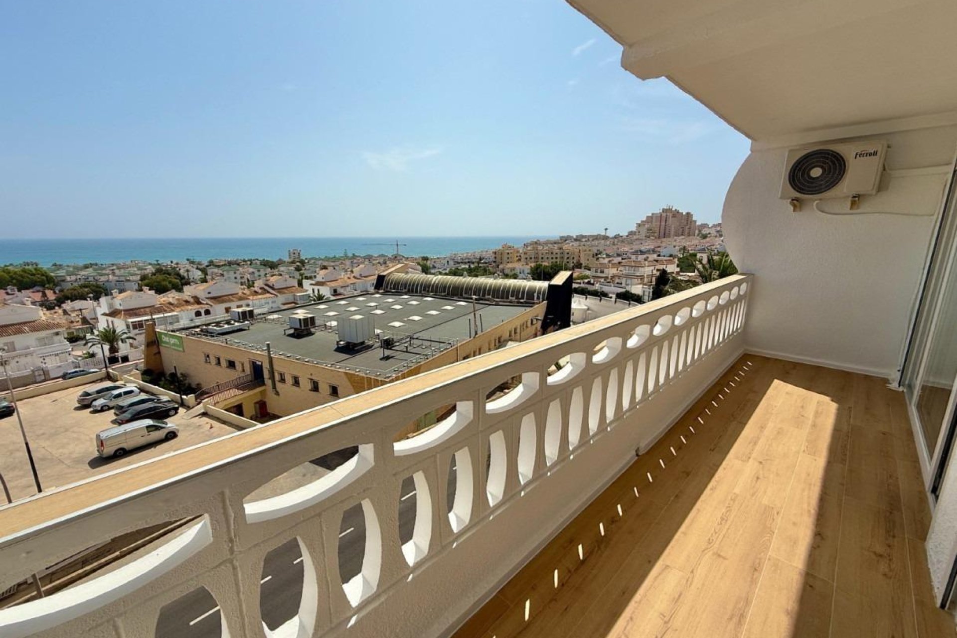 Segunda mano - Apartamento -
Torrevieja - Torreblanca