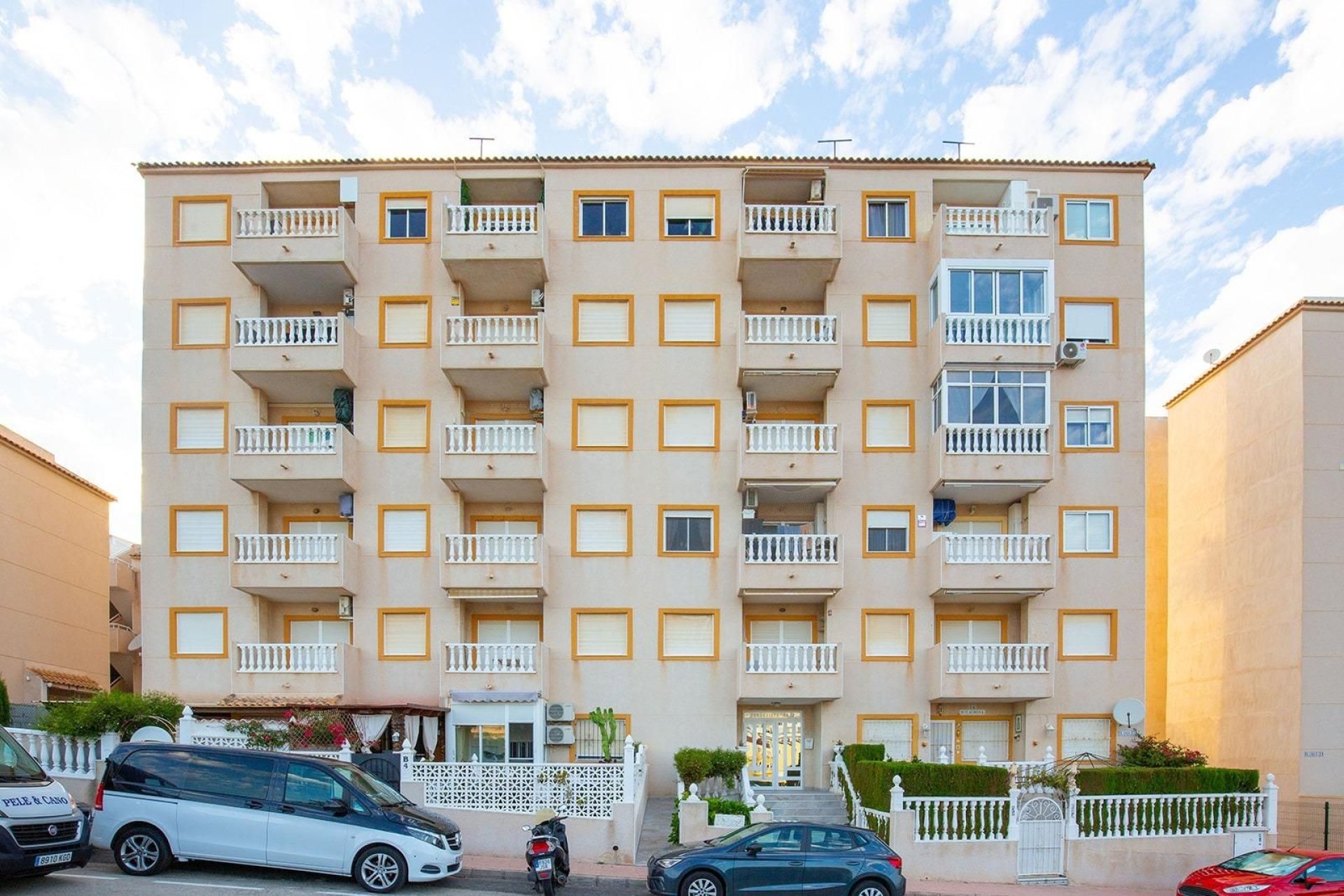 Segunda mano - Apartamento -
Torrevieja - Torreblanca