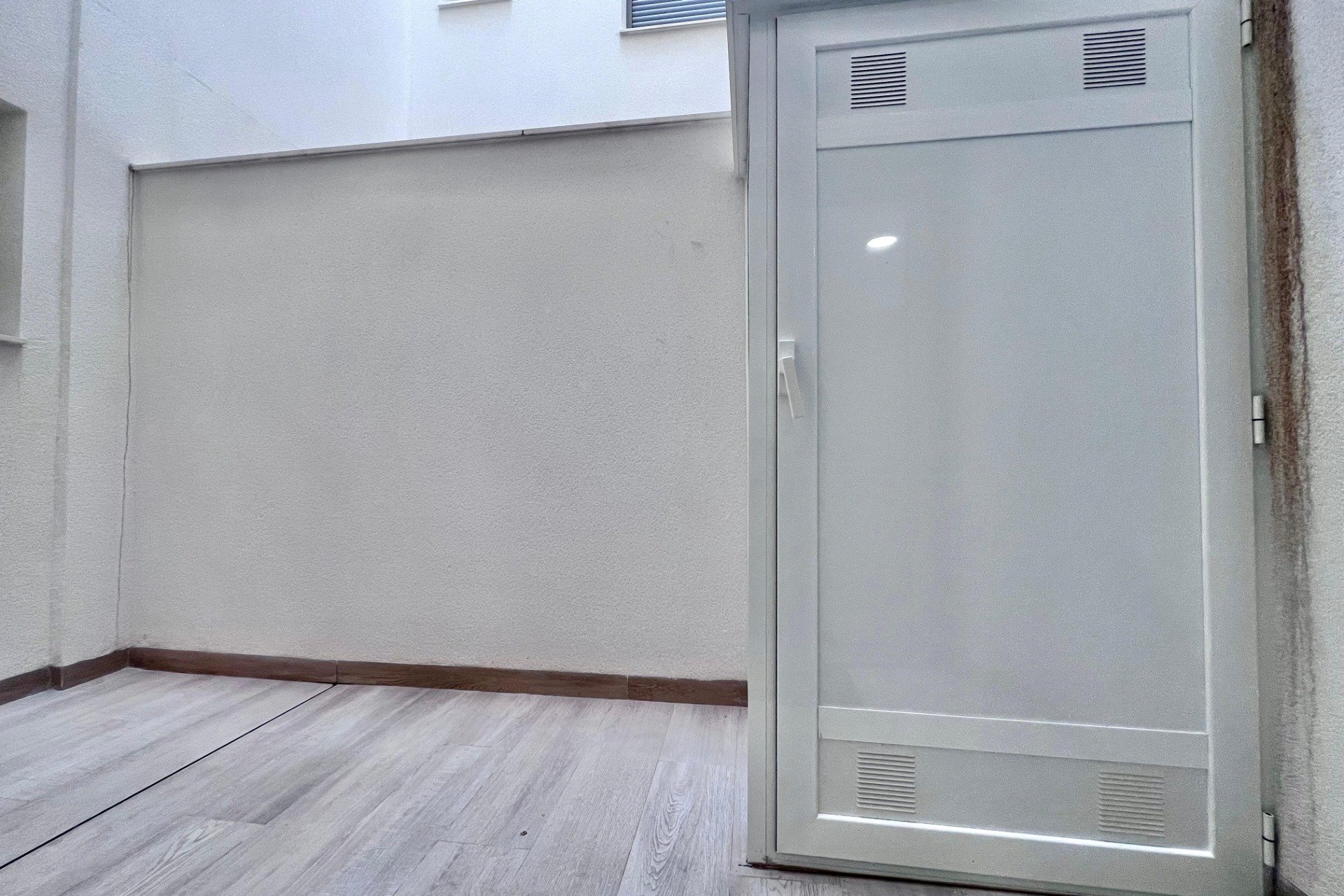 Segunda mano - Apartamento -
Torrevieja - torrevieja