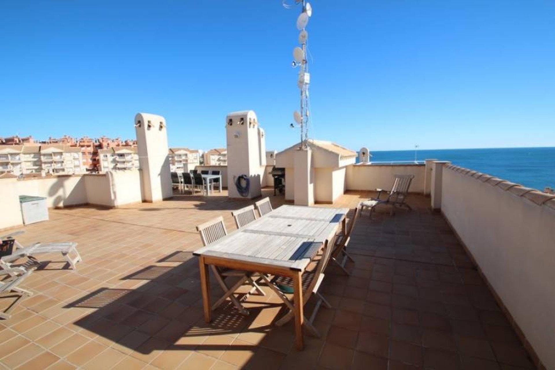 Segunda mano - Ático -
Orihuela Costa - Campoamor