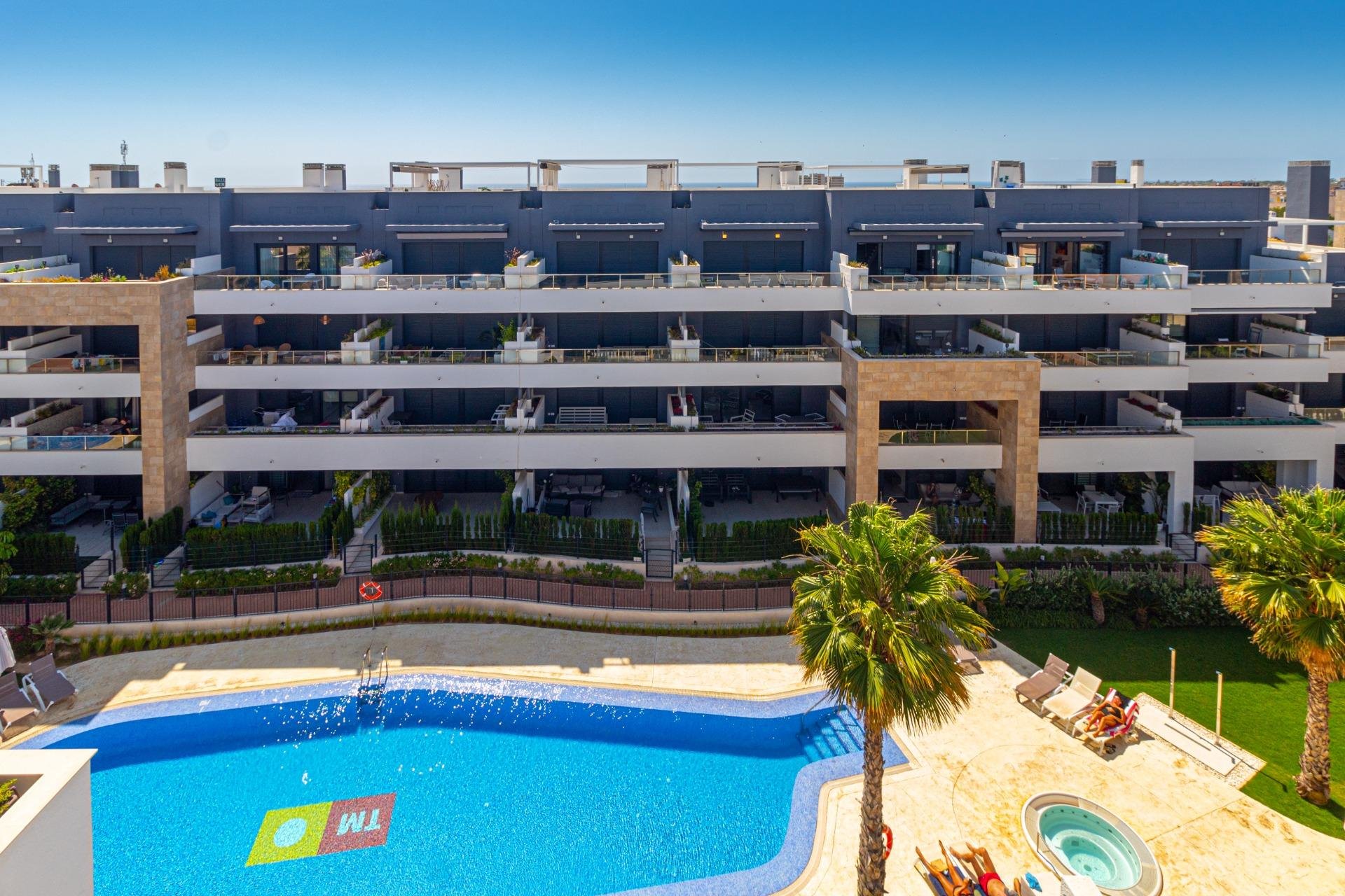 Segunda mano - Ático -
Orihuela Costa - Playa Flamenca