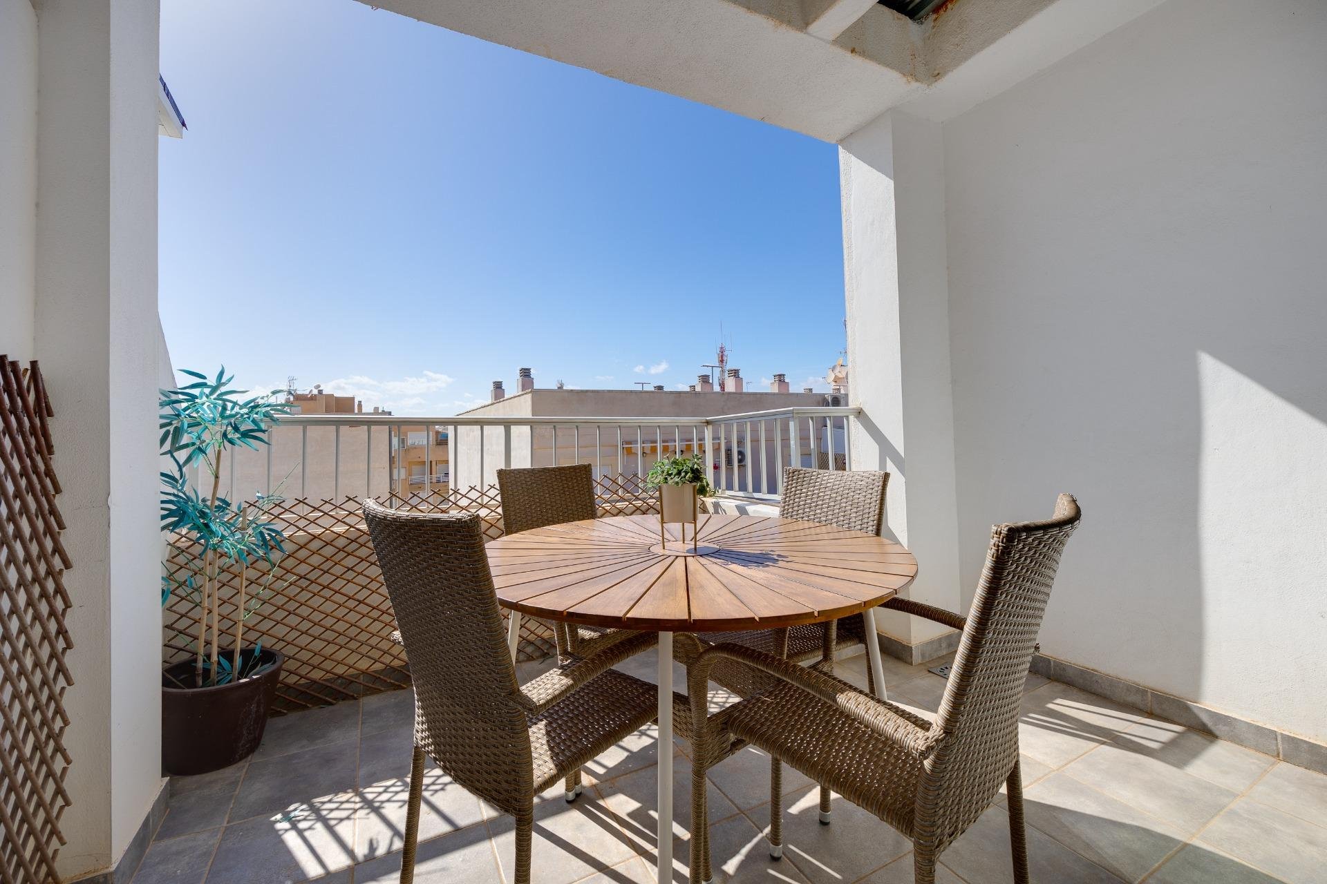 Segunda mano - Ático -
Torrevieja - Centro