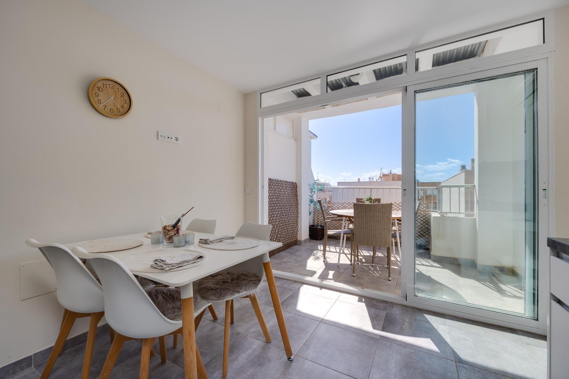 Segunda mano - Ático -
Torrevieja - Centro