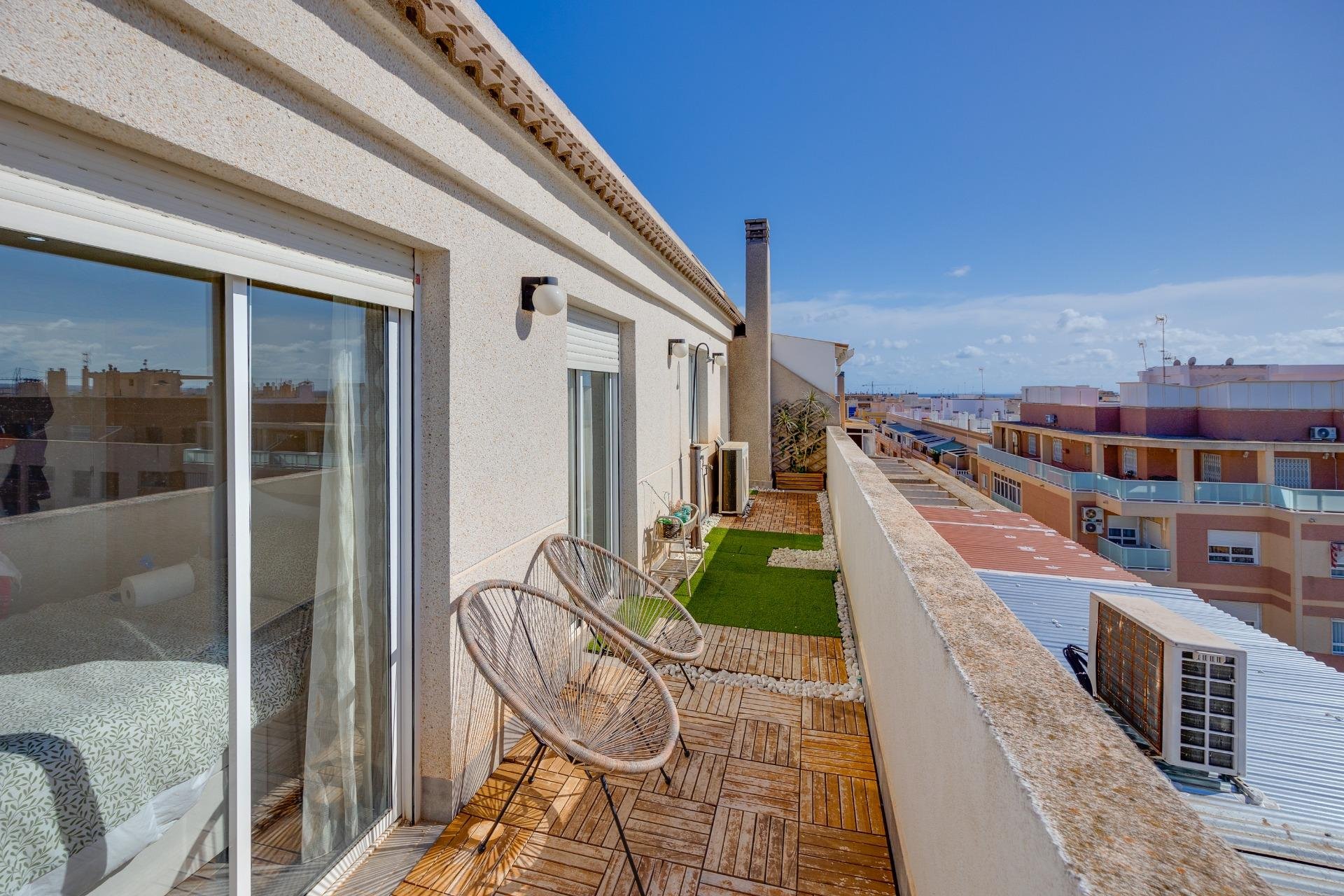 Segunda mano - Ático -
Torrevieja - Centro