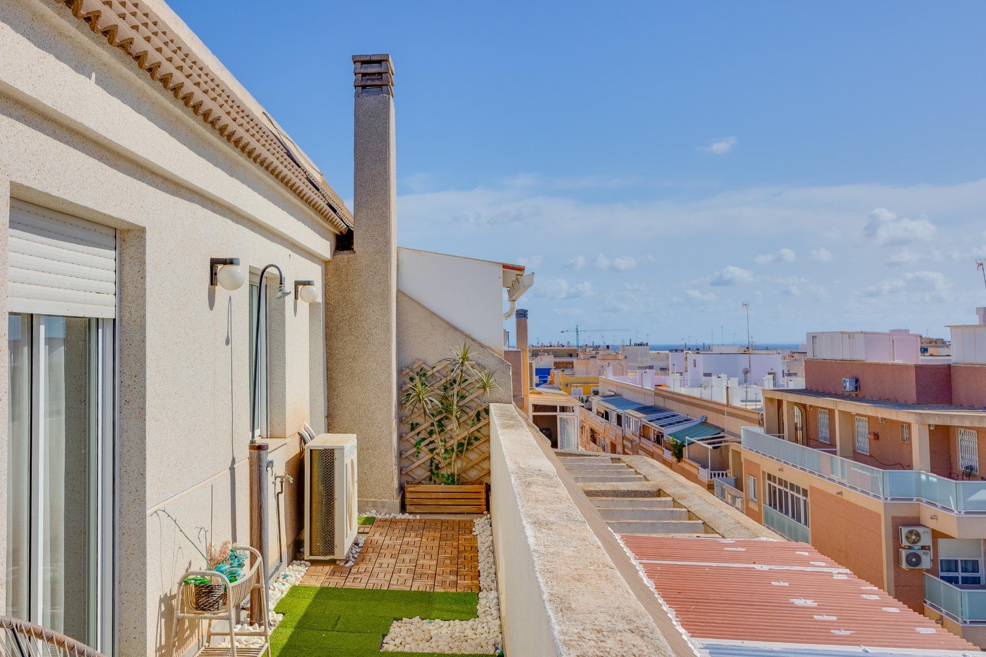Segunda mano - Ático -
Torrevieja - Centro