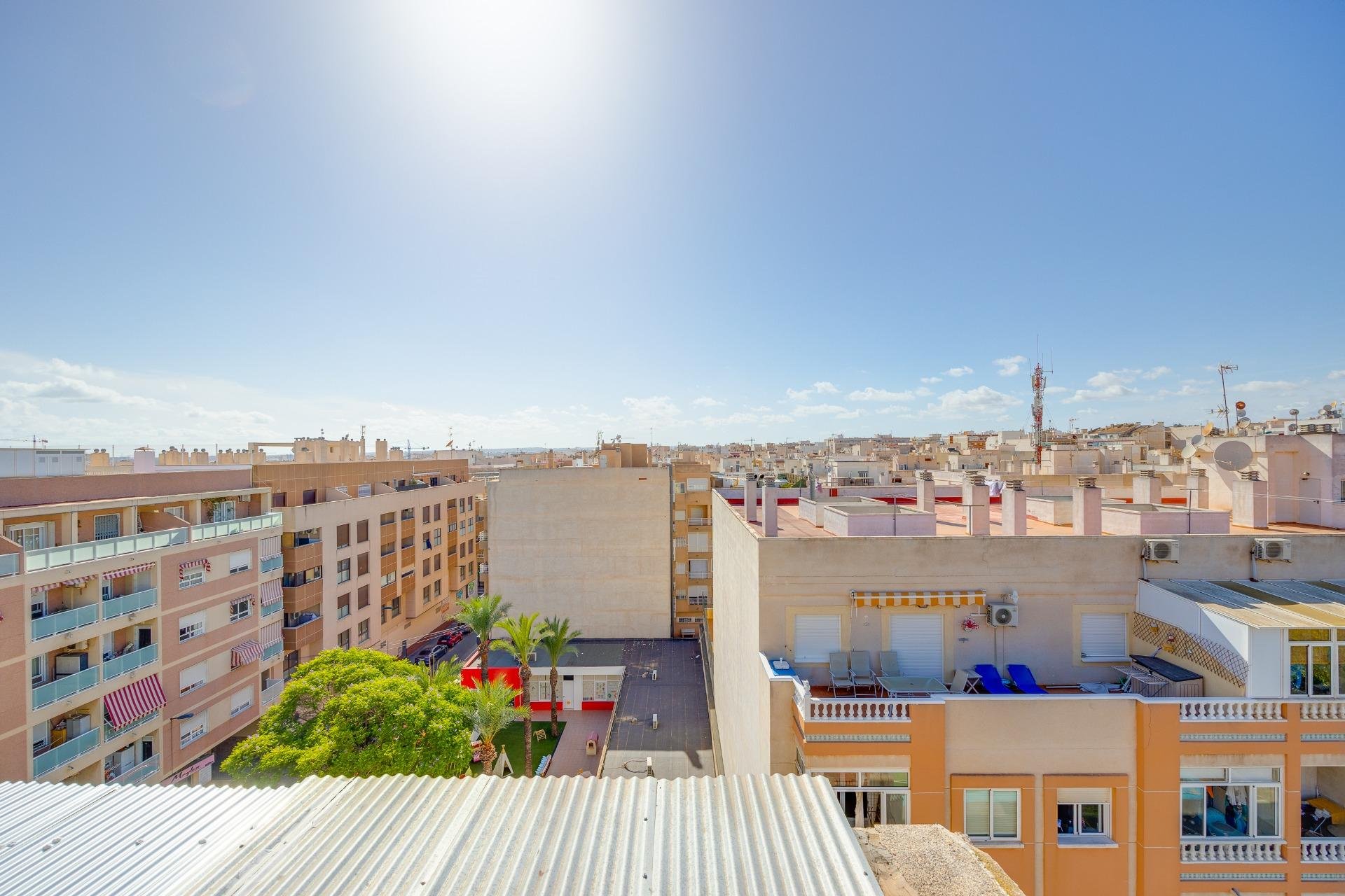 Segunda mano - Ático -
Torrevieja - Centro