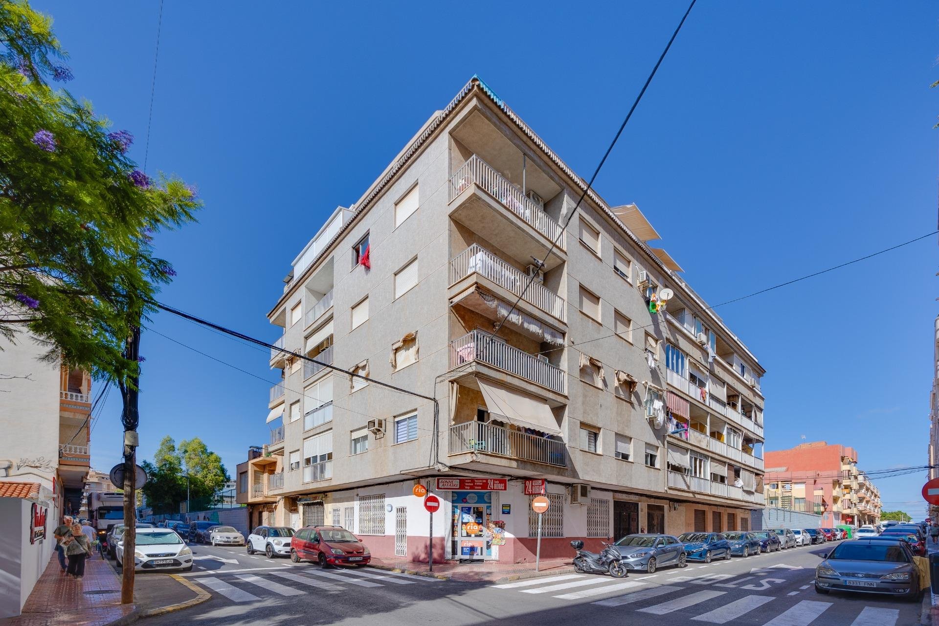 Segunda mano - Ático -
Torrevieja - Centro