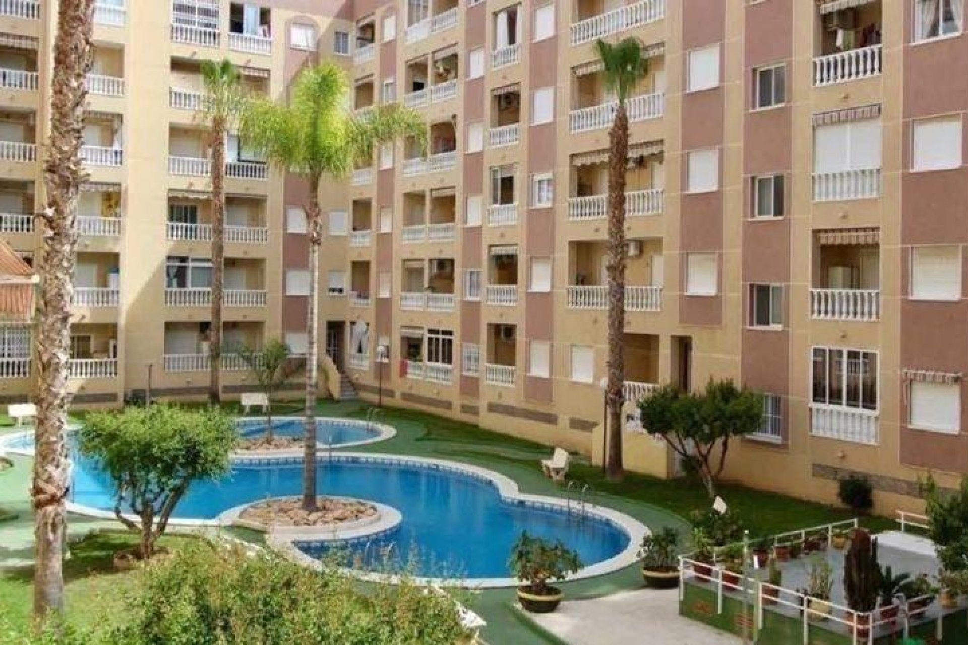 Segunda mano - Ático -
Torrevieja - Centro