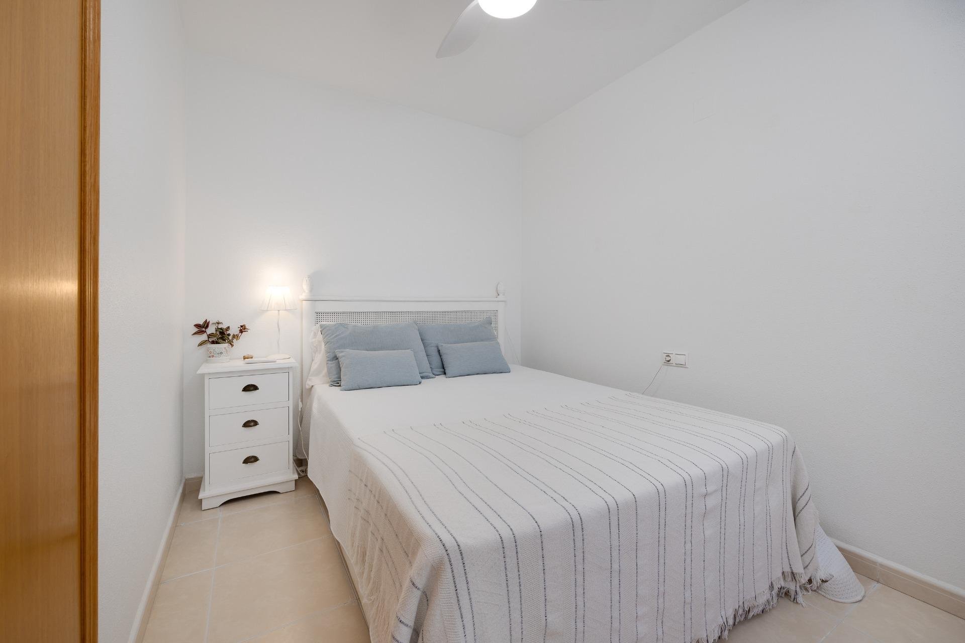 Segunda mano - Ático -
Torrevieja - Playa de los Locos