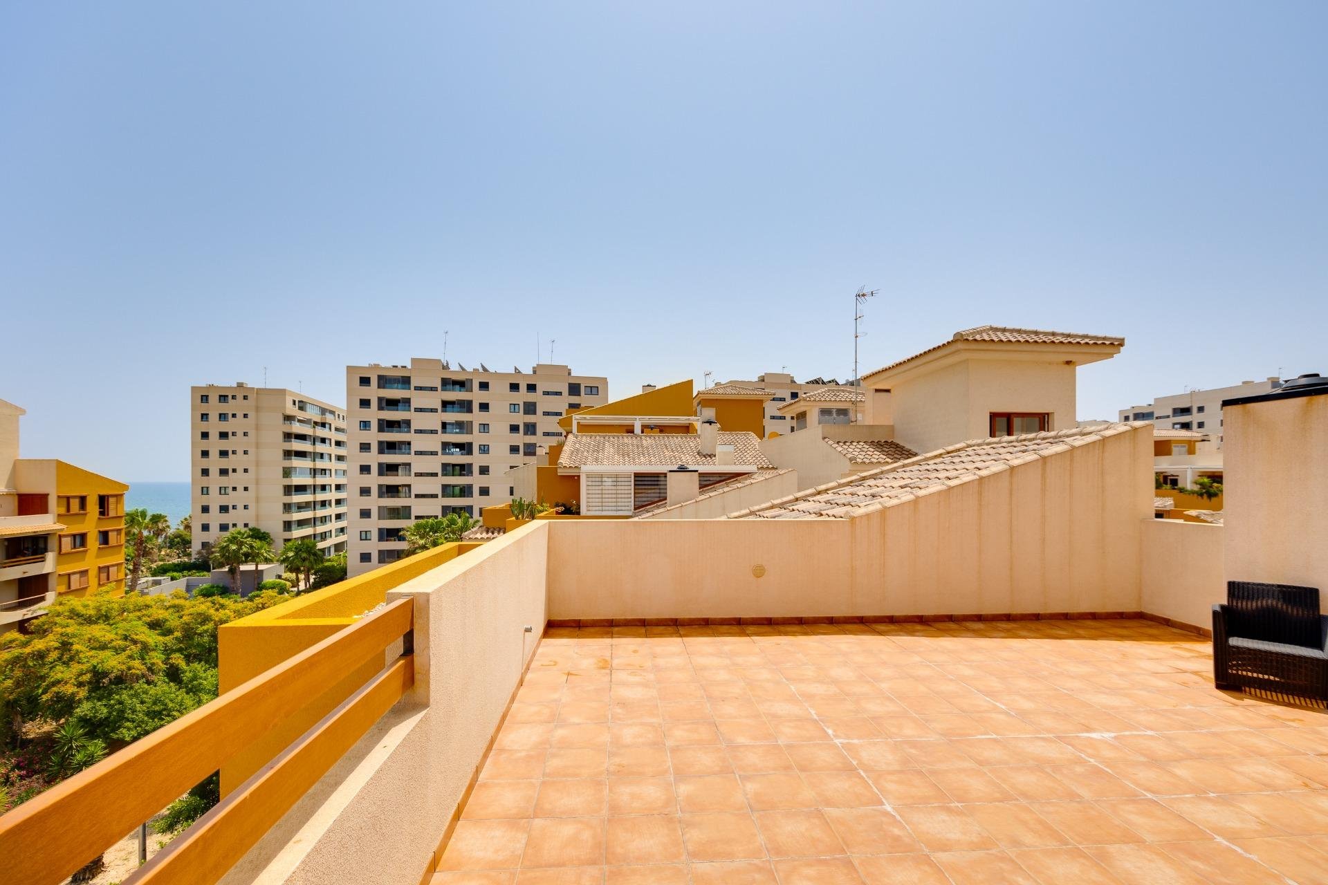 Segunda mano - Ático -
Torrevieja - Punta prima