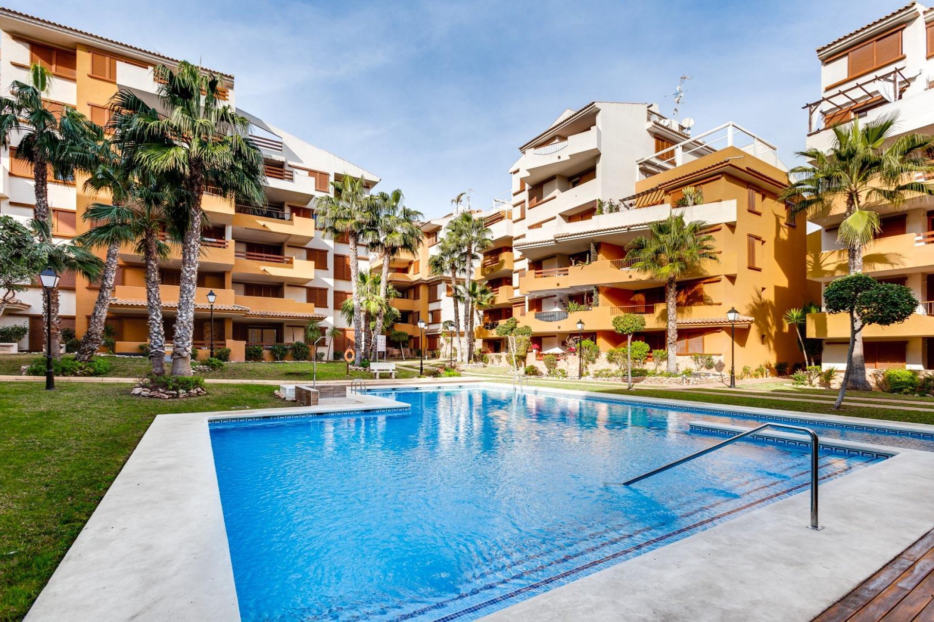 Segunda mano - Ático -
Torrevieja - Punta prima