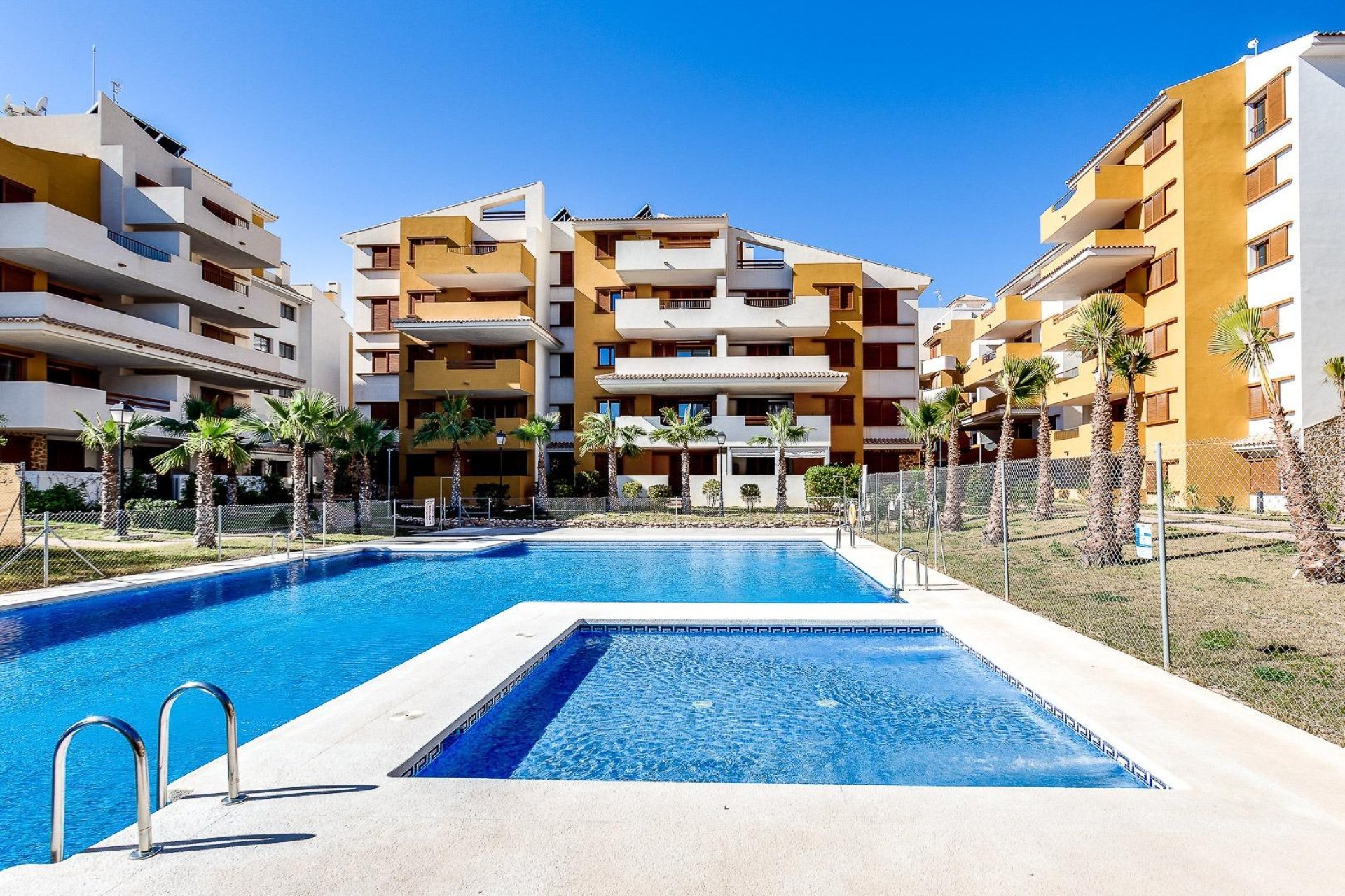 Segunda mano - Ático -
Torrevieja - Punta prima