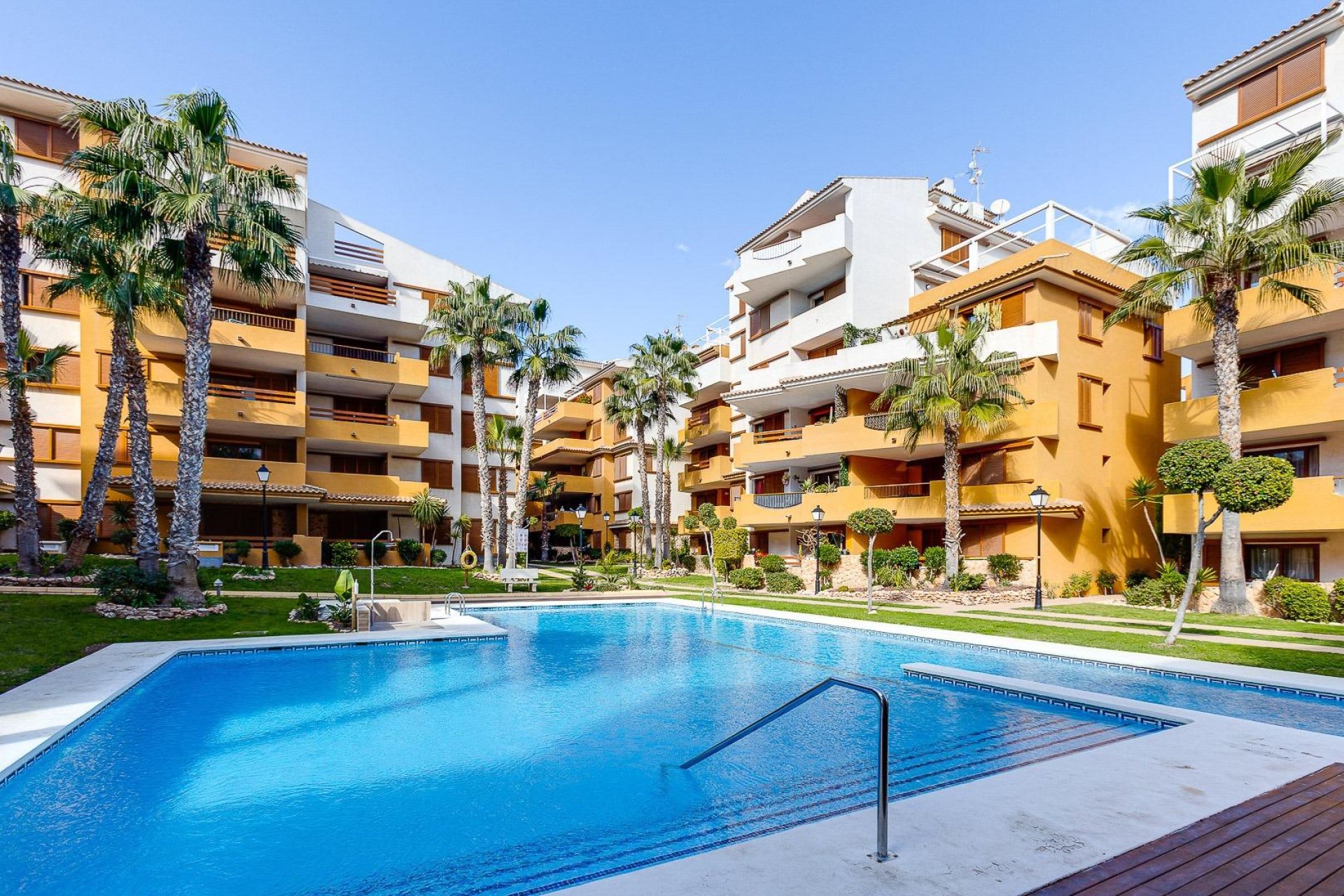 Segunda mano - Ático -
Torrevieja - Punta prima