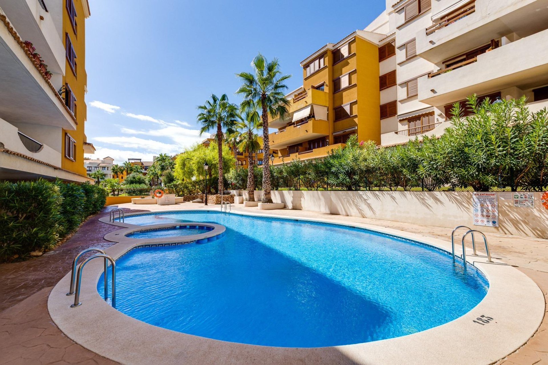 Segunda mano - Ático -
Torrevieja - Punta prima