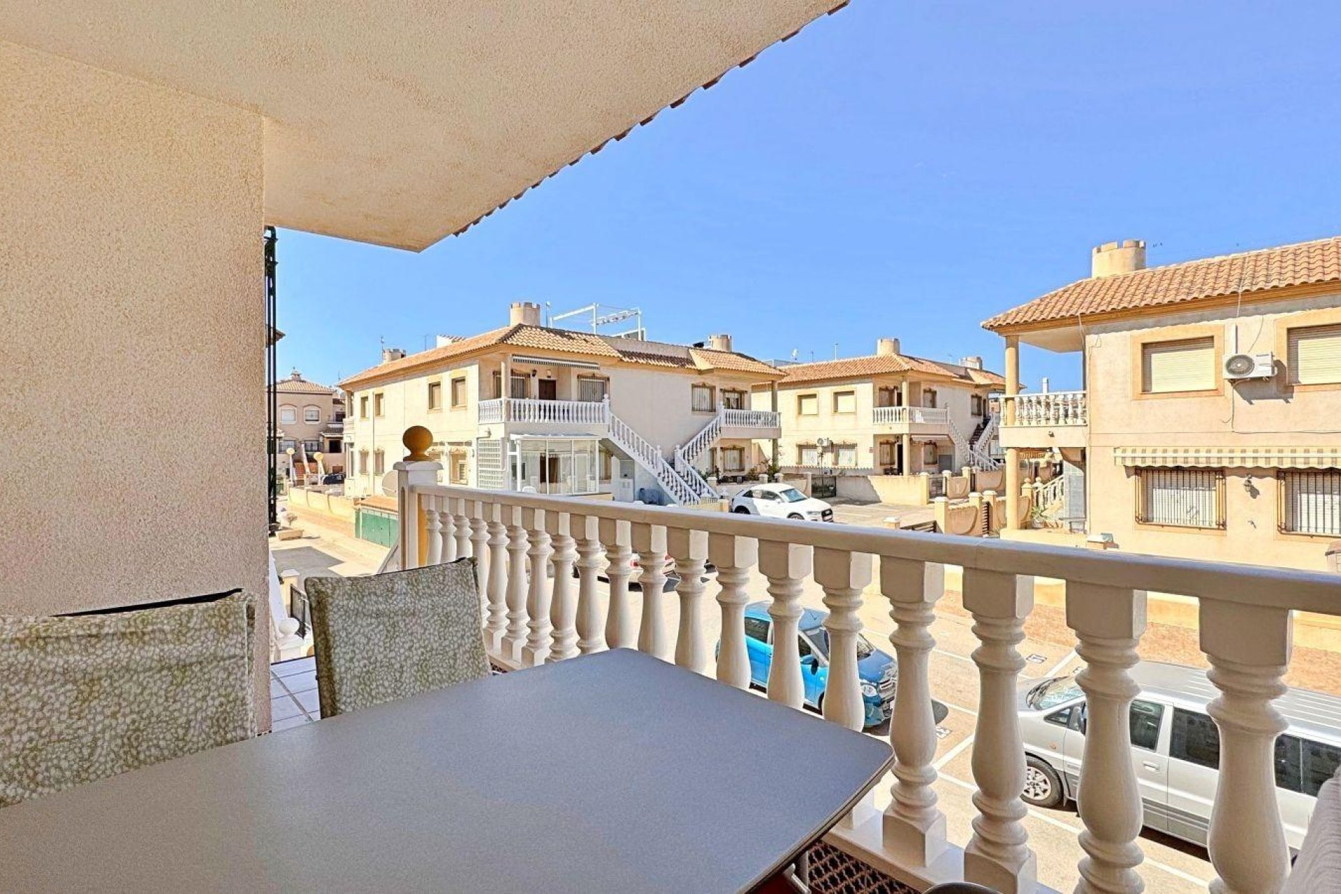 Segunda mano - Buhardilla -
Orihuela Costa - La Zenia