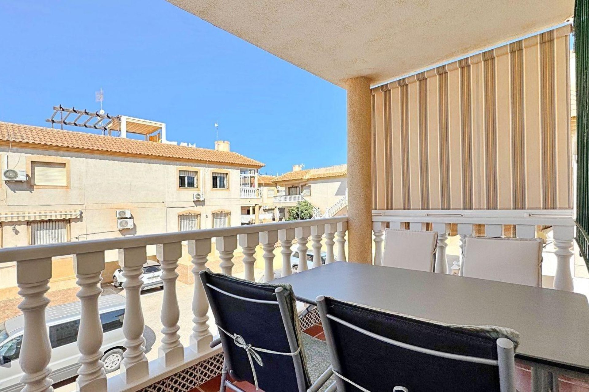 Segunda mano - Buhardilla -
Orihuela Costa - La Zenia