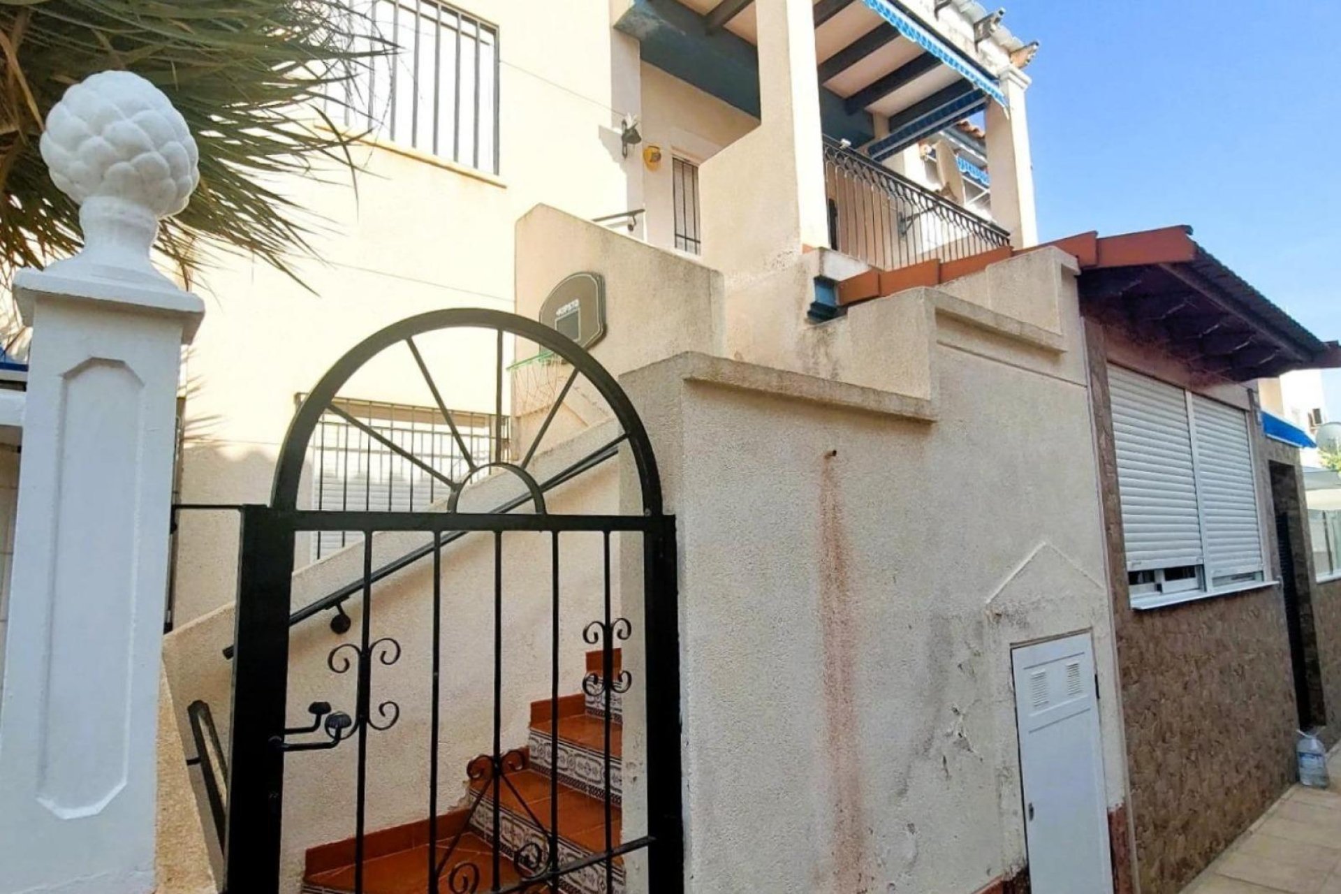 Segunda mano - Buhardilla -
Orihuela Costa - Playa Flamenca