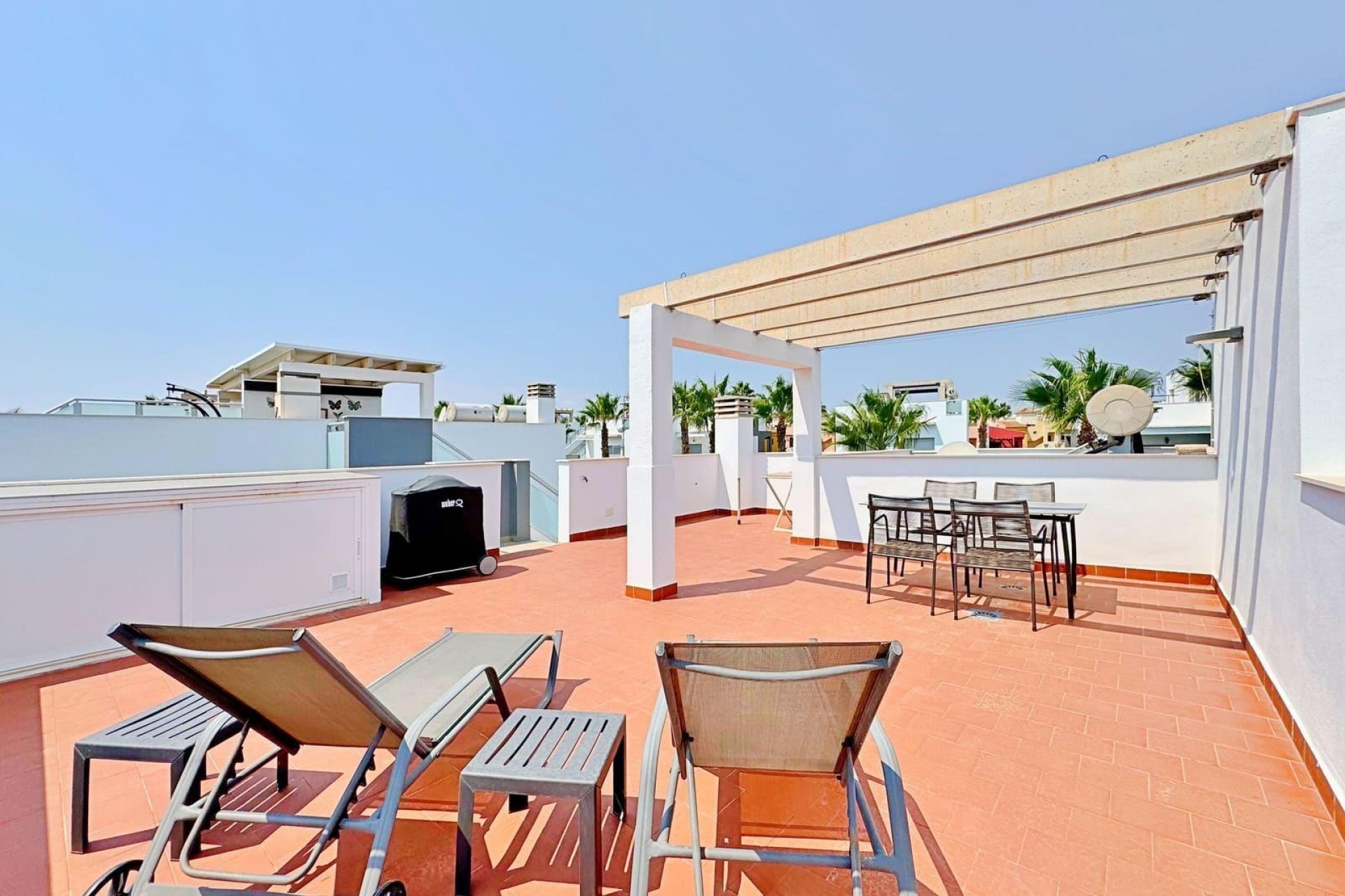 Segunda mano - Buhardilla -
Orihuela Costa - Rocio del Mar