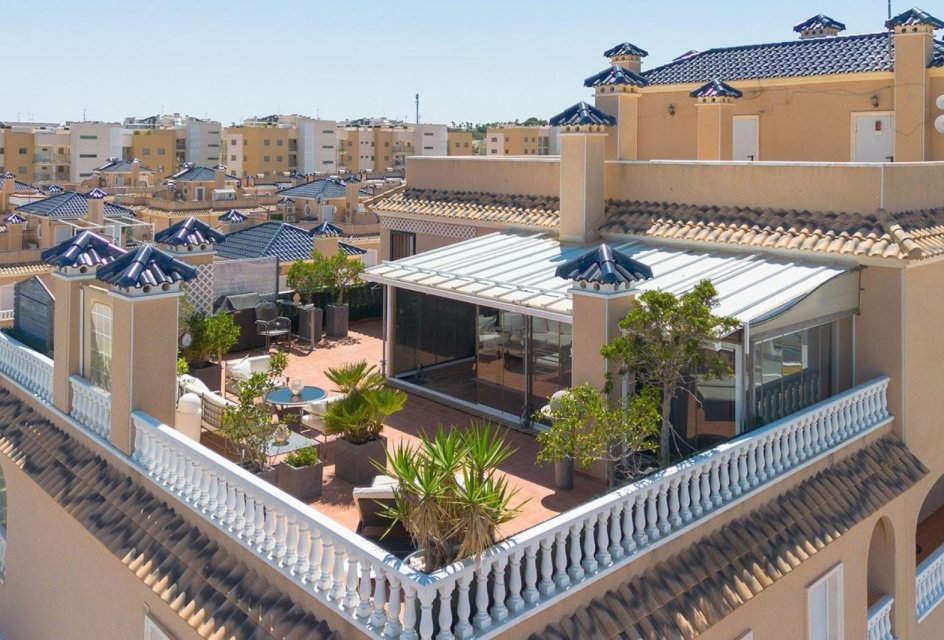 Segunda mano - Buhardilla -
Orihuela Costa - Villamartín-Las Filipinas
