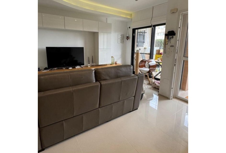 Segunda mano - Bungalow -
Orihuela Costa - La Zenia