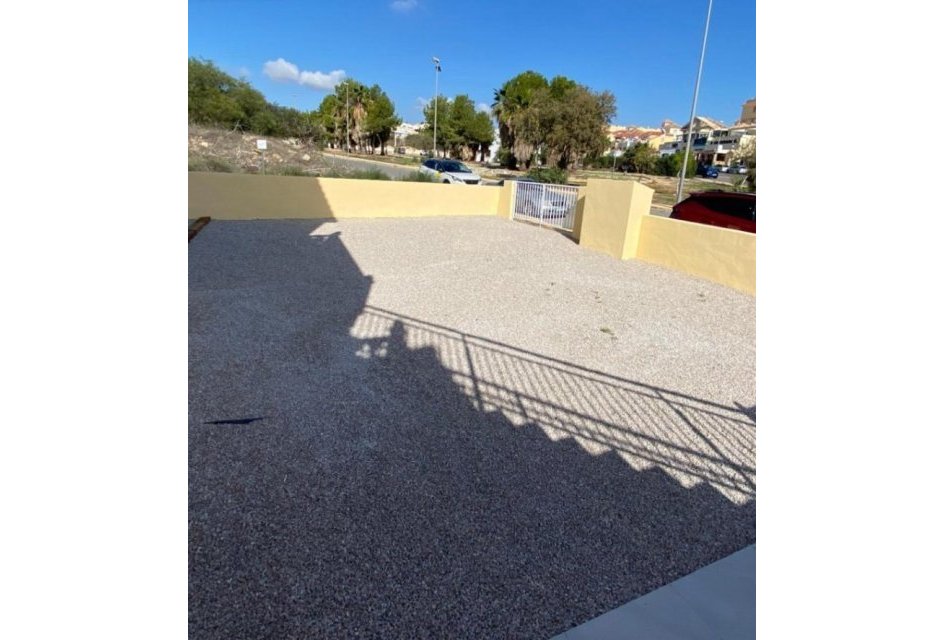 Segunda mano - Bungalow -
Orihuela Costa - Las Filipinas