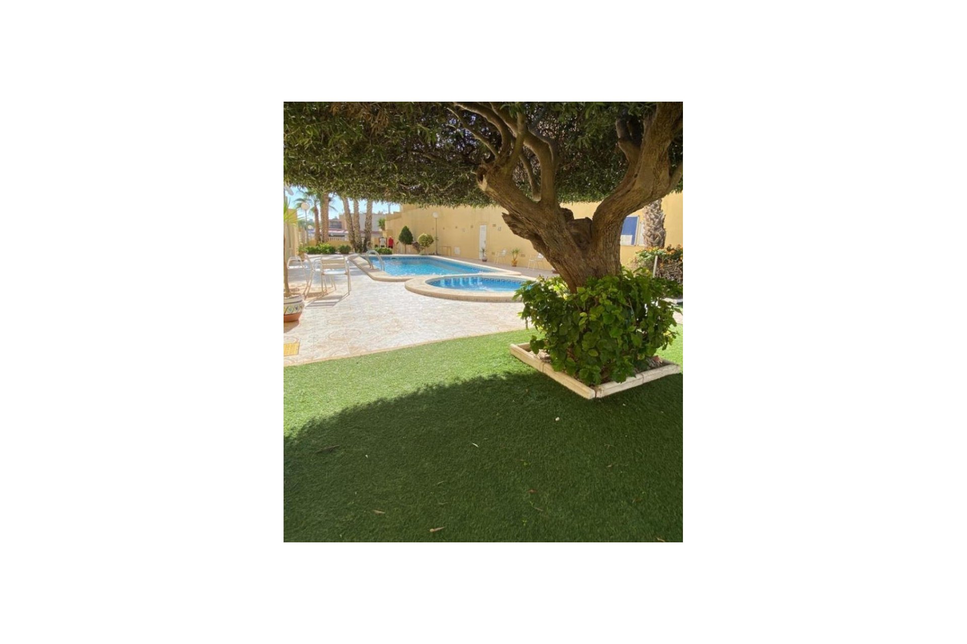 Segunda mano - Bungalow -
Orihuela Costa - Las Filipinas