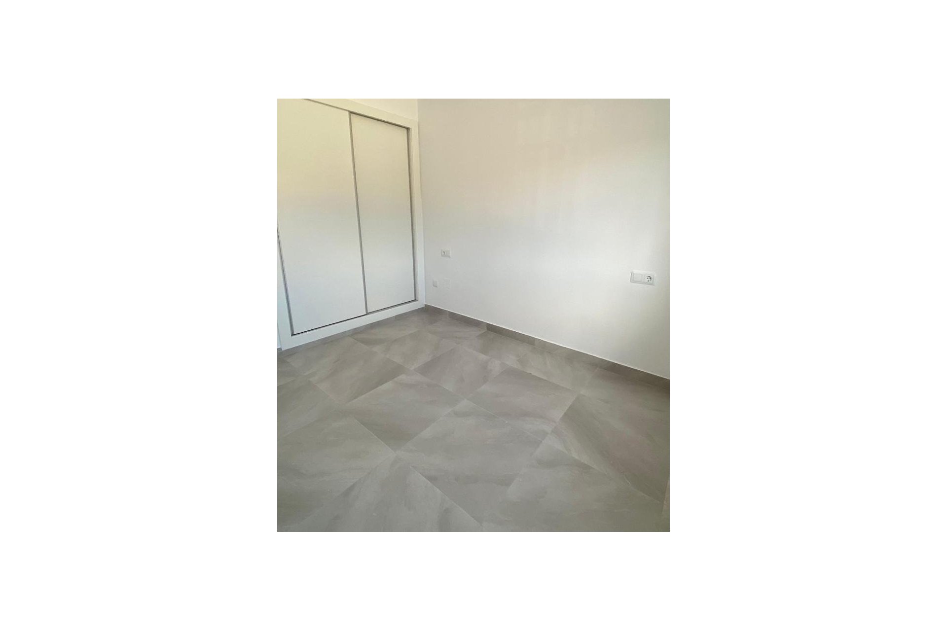 Segunda mano - Bungalow -
Orihuela Costa - Las Filipinas