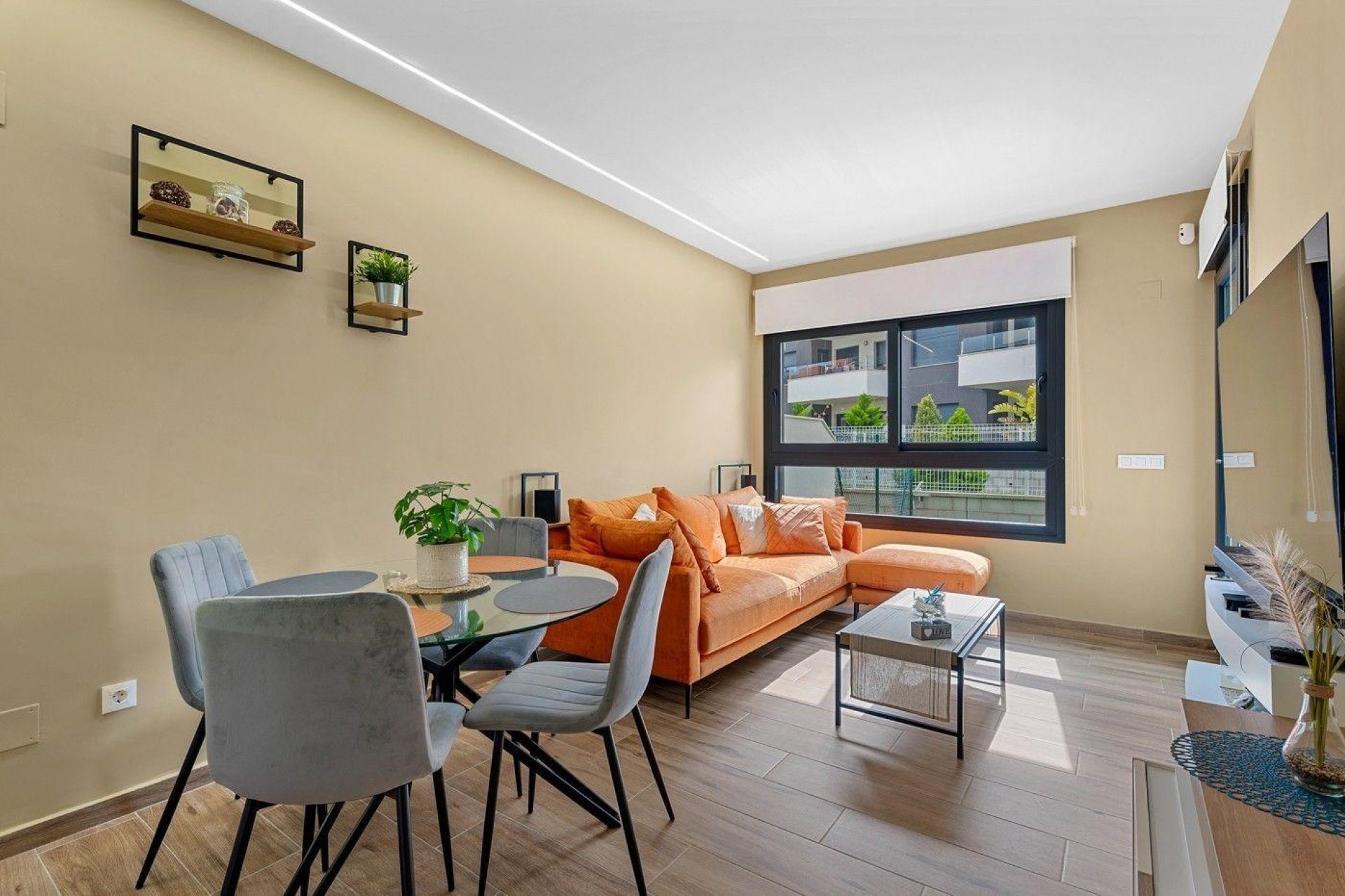 Segunda mano - Bungalow -
Orihuela Costa - Los Dolses