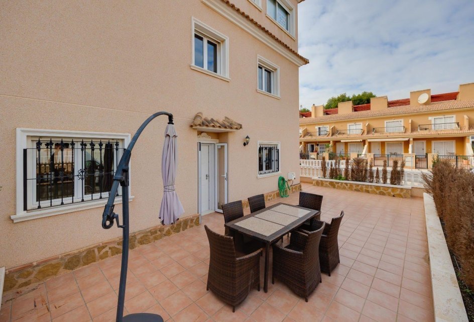 Segunda mano - Bungalow -
Orihuela Costa - Playa Flamenca
