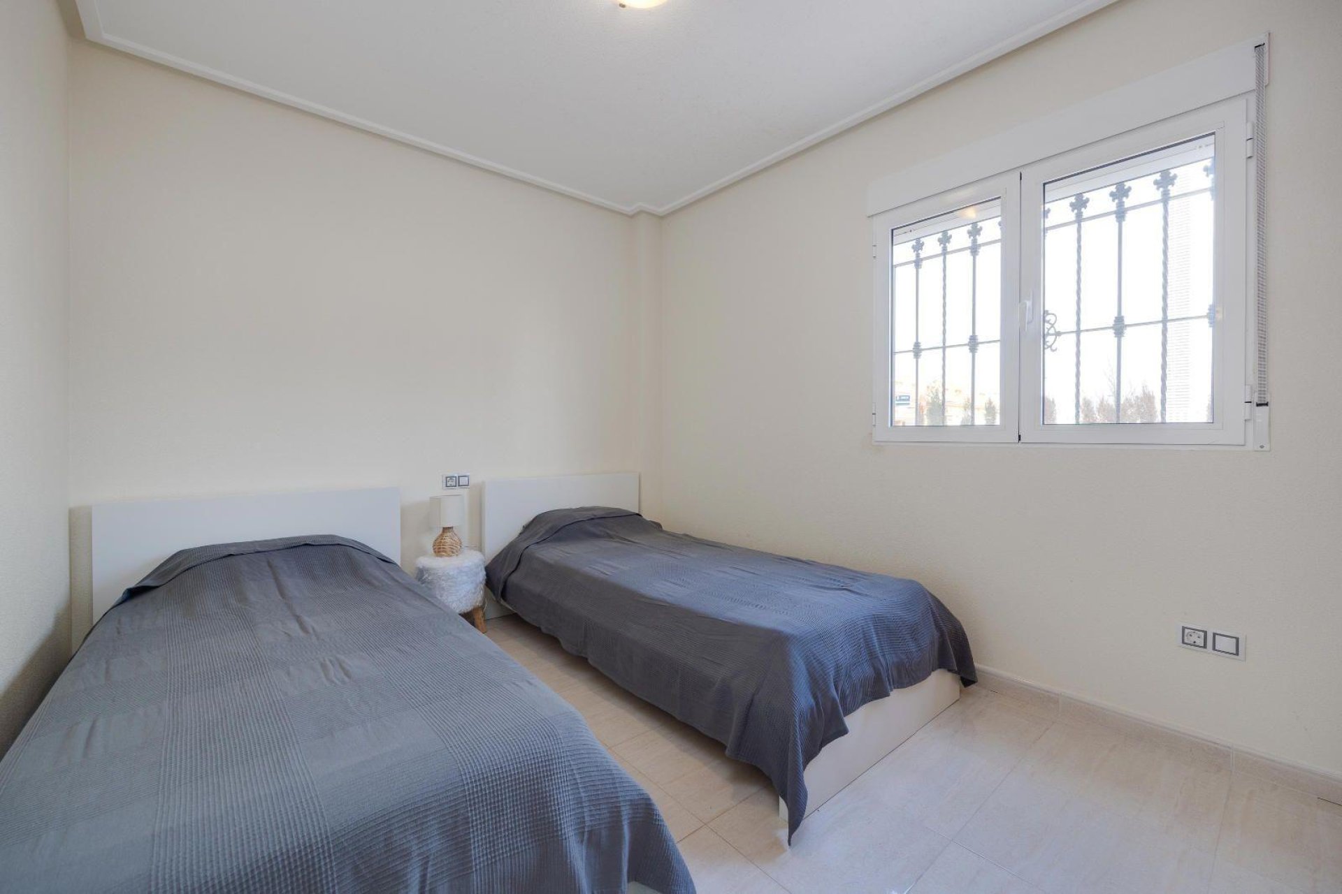 Segunda mano - Bungalow -
Orihuela Costa - Playa Flamenca