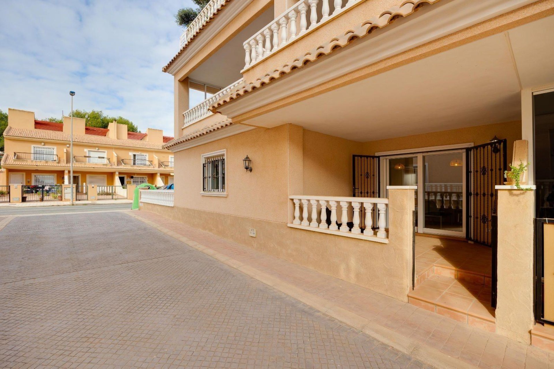 Segunda mano - Bungalow -
Orihuela Costa - Playa Flamenca