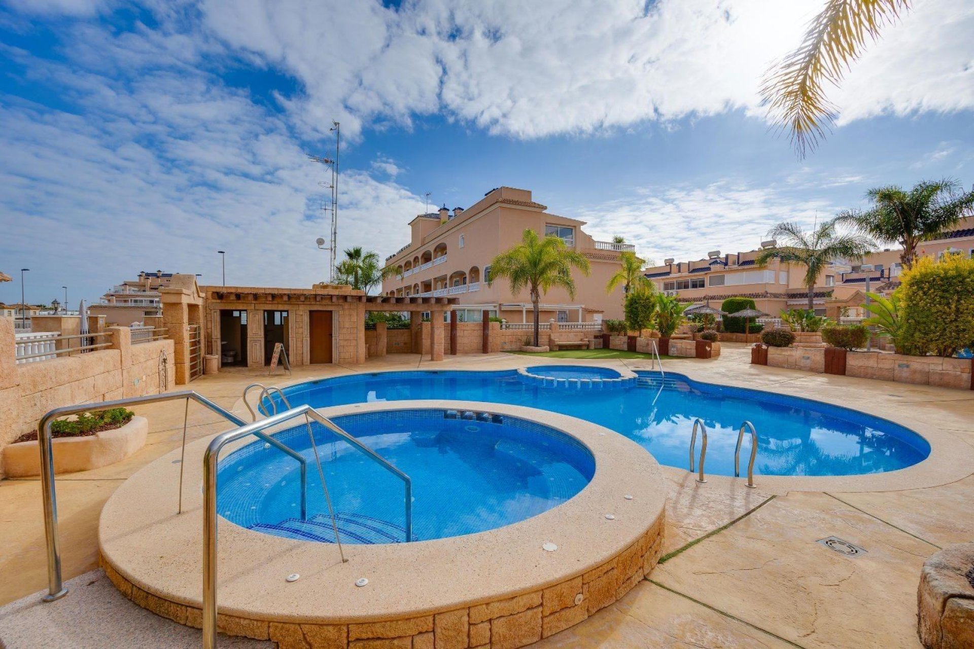 Segunda mano - Bungalow -
Orihuela Costa - Playa Flamenca