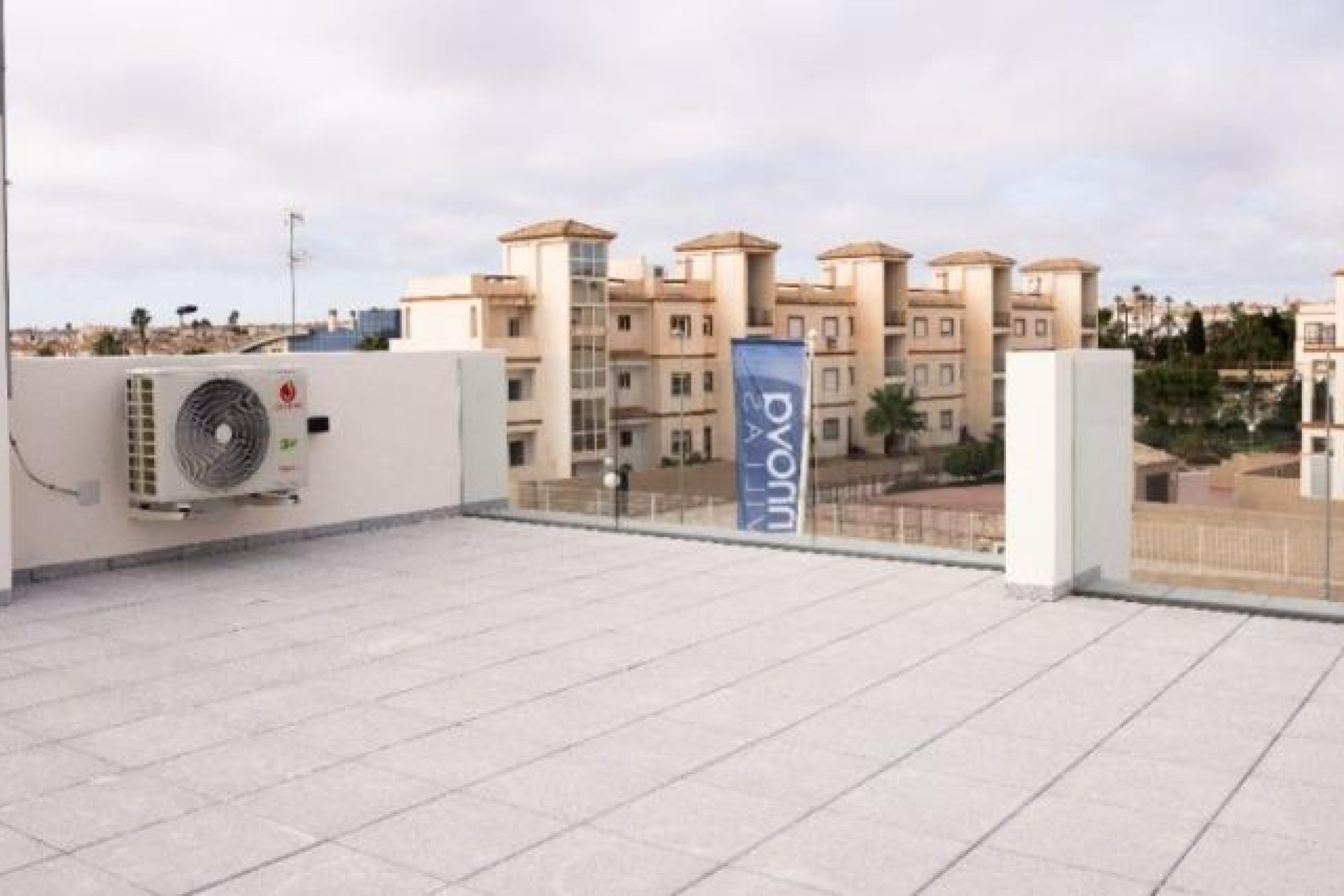 Segunda mano - Bungalow -
Orihuela Costa - Villamartín