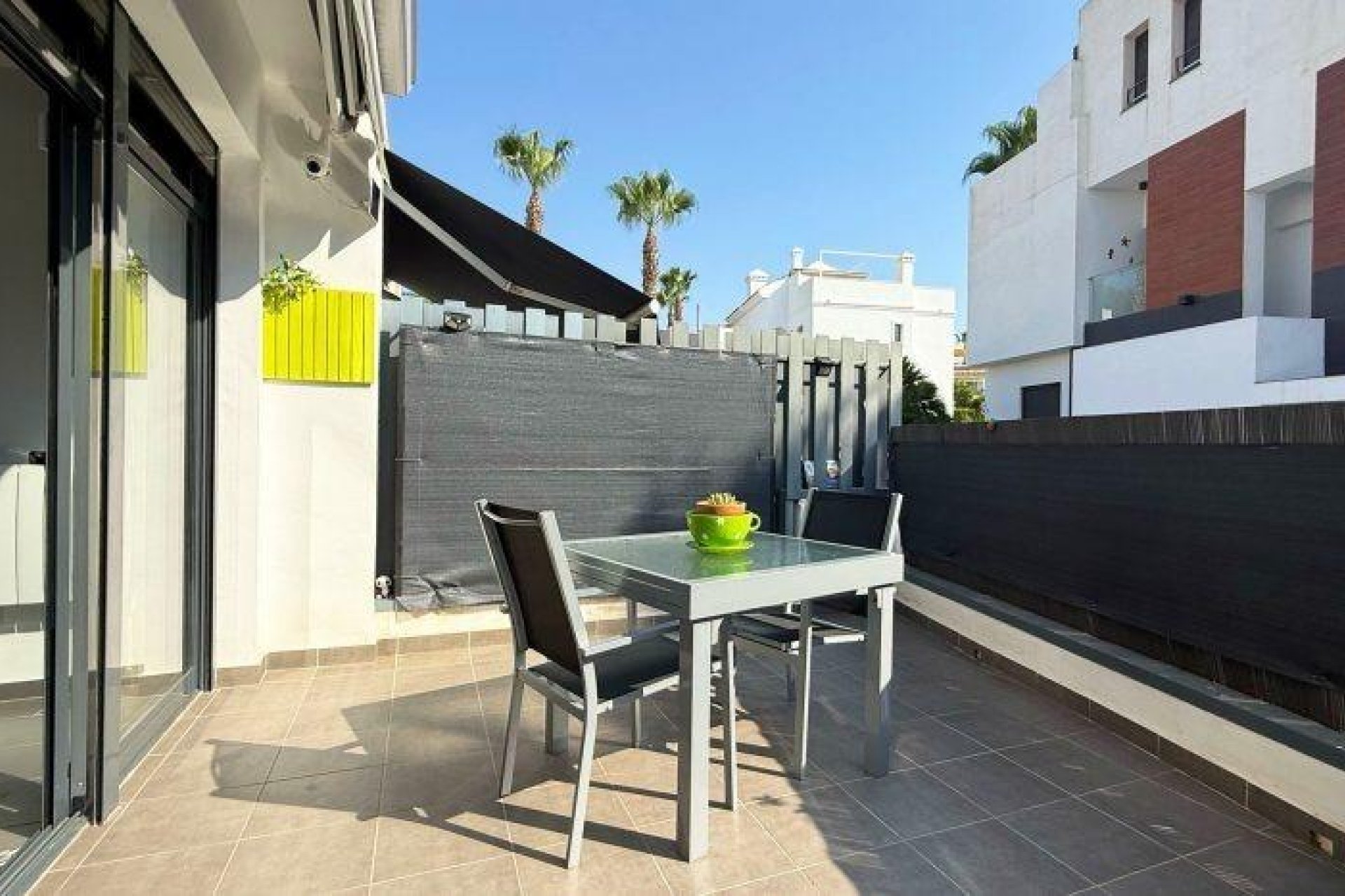 Segunda mano - Bungalow -
Orihuela Costa - Villamartín