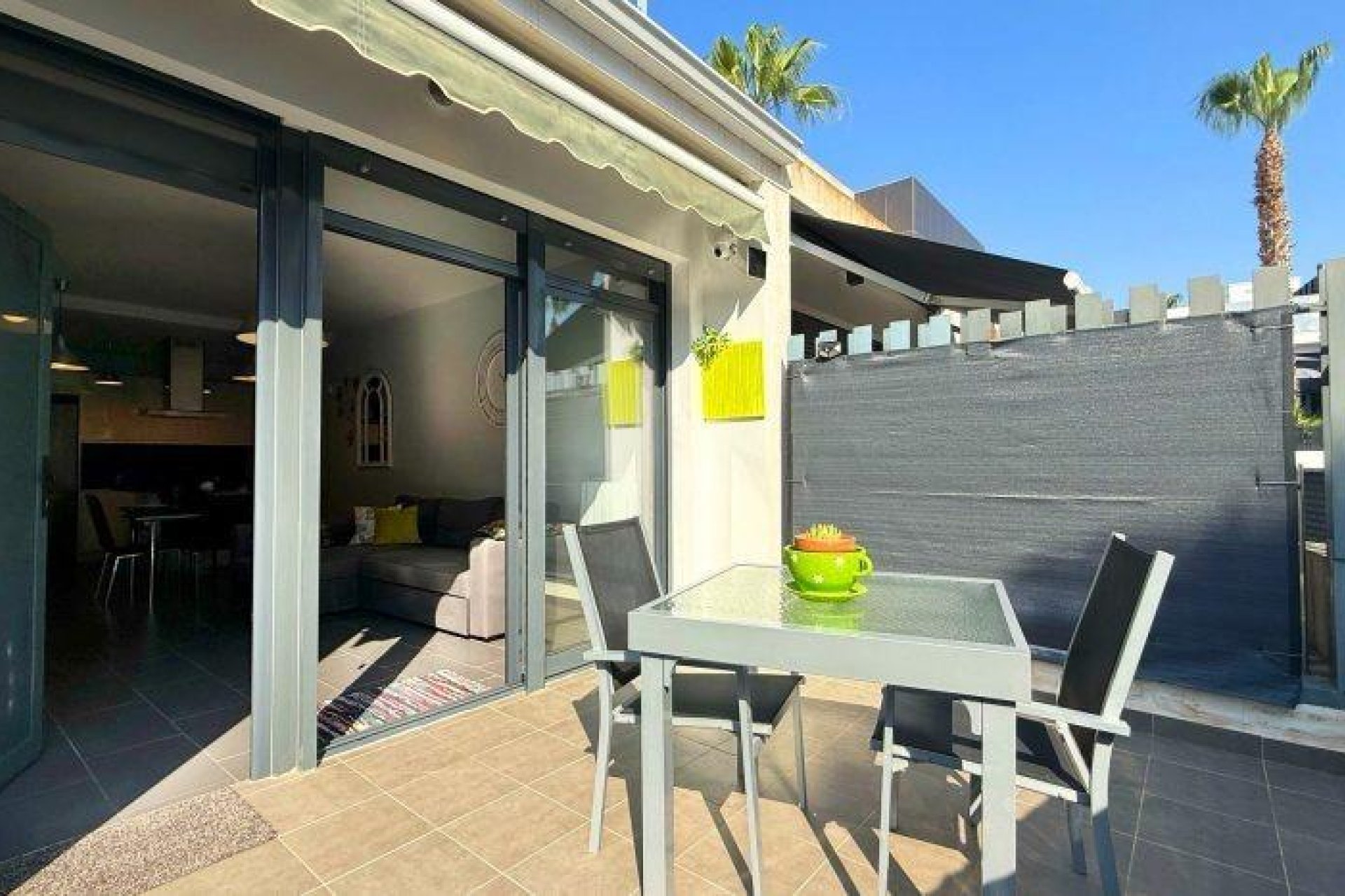 Segunda mano - Bungalow -
Orihuela Costa - Villamartín