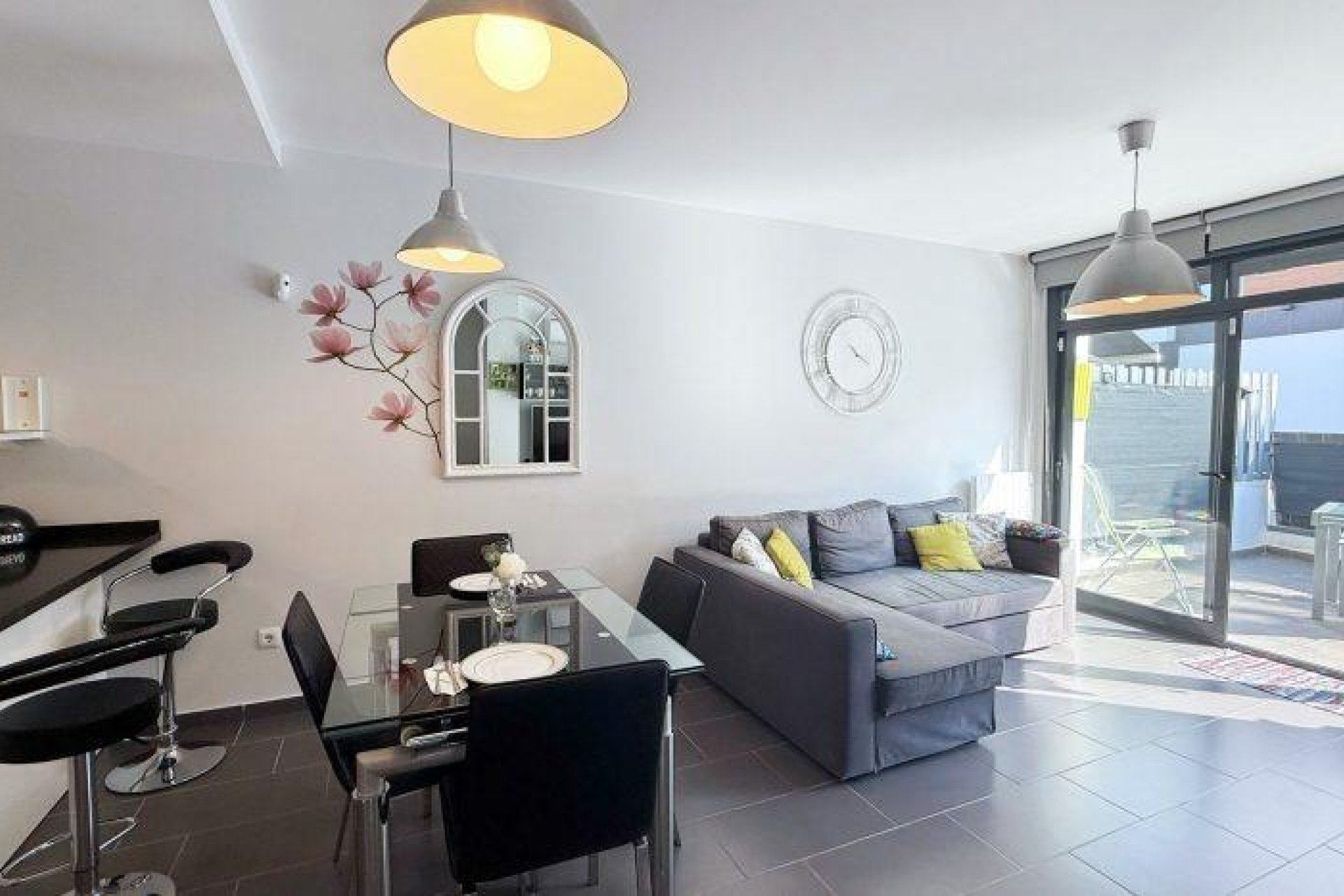 Segunda mano - Bungalow -
Orihuela Costa - Villamartín